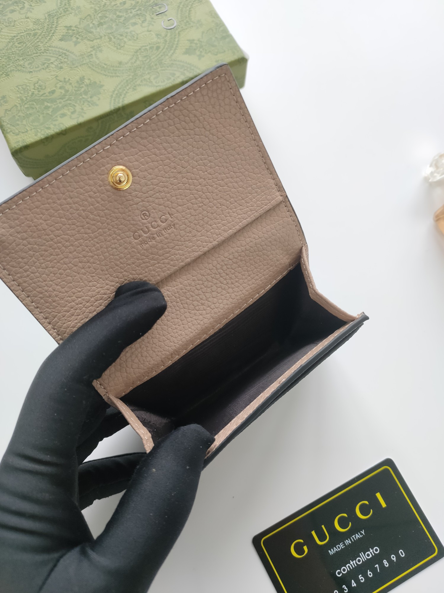 Gucci GG CARD CASE WALLET