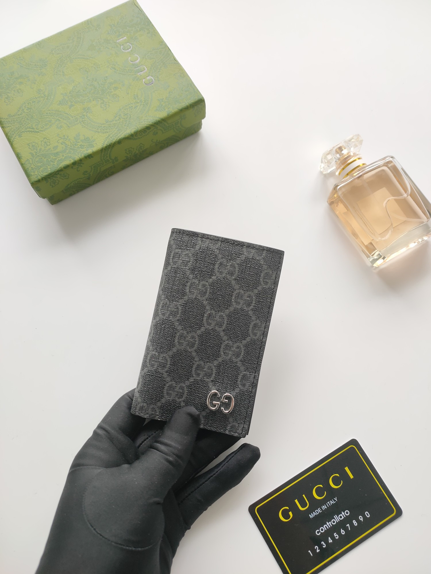 Gucci GG CARD CASE WALLET