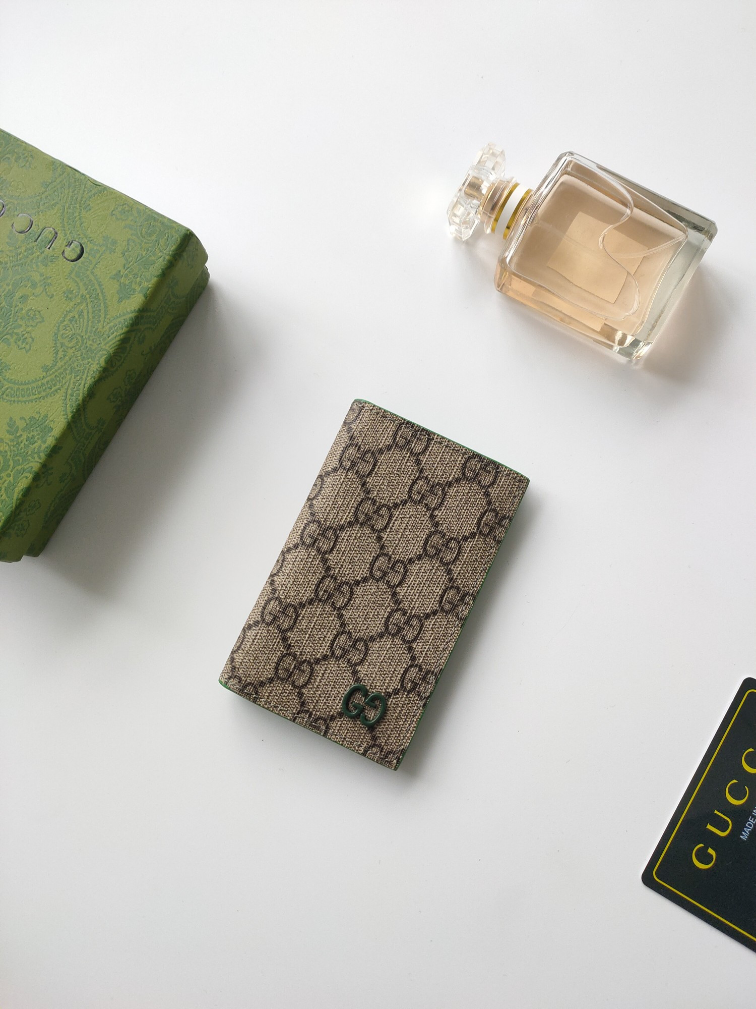 Gucci GG CARD CASE WALLET