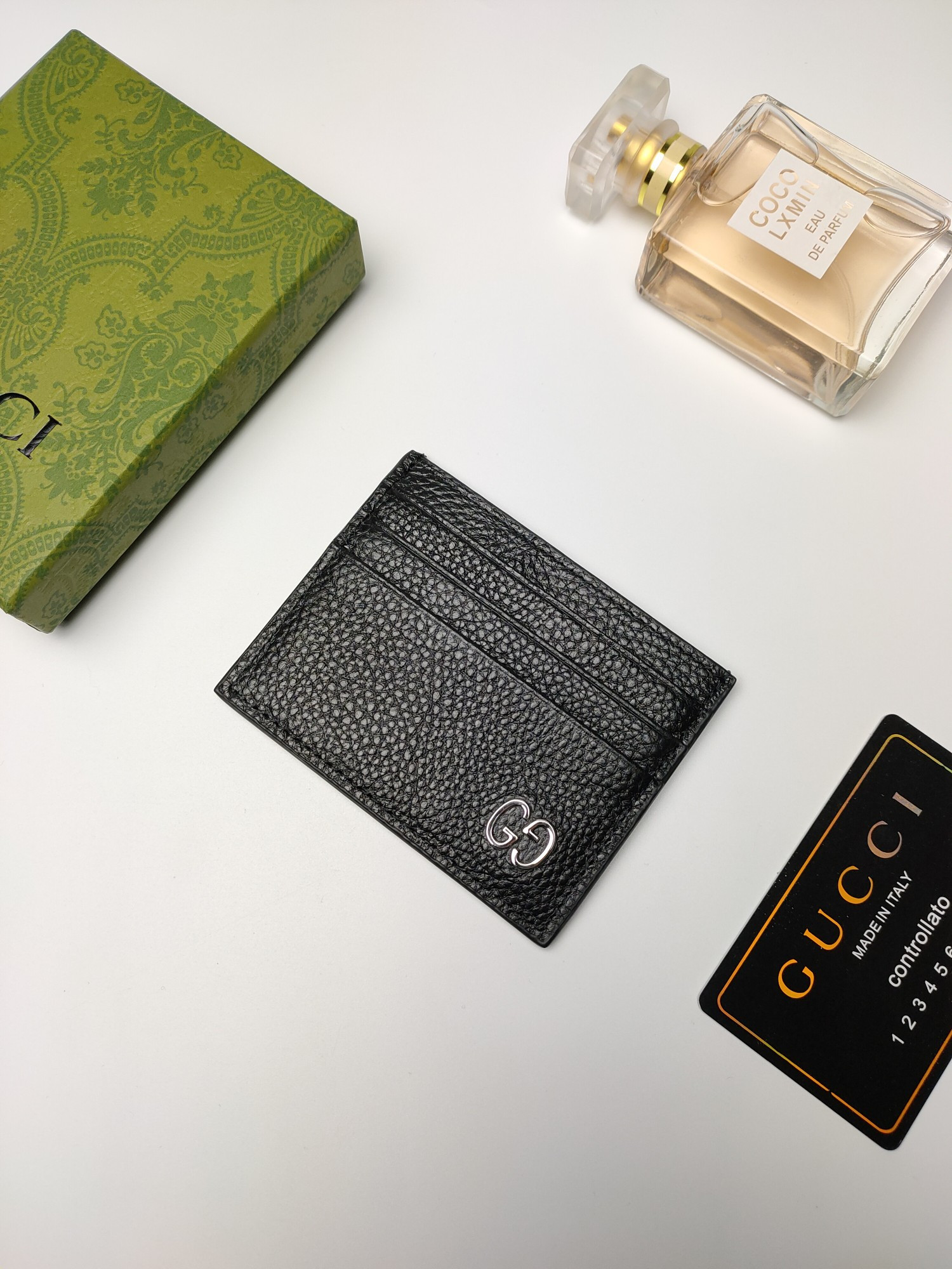 Gucci GG CARD CASE WALLET