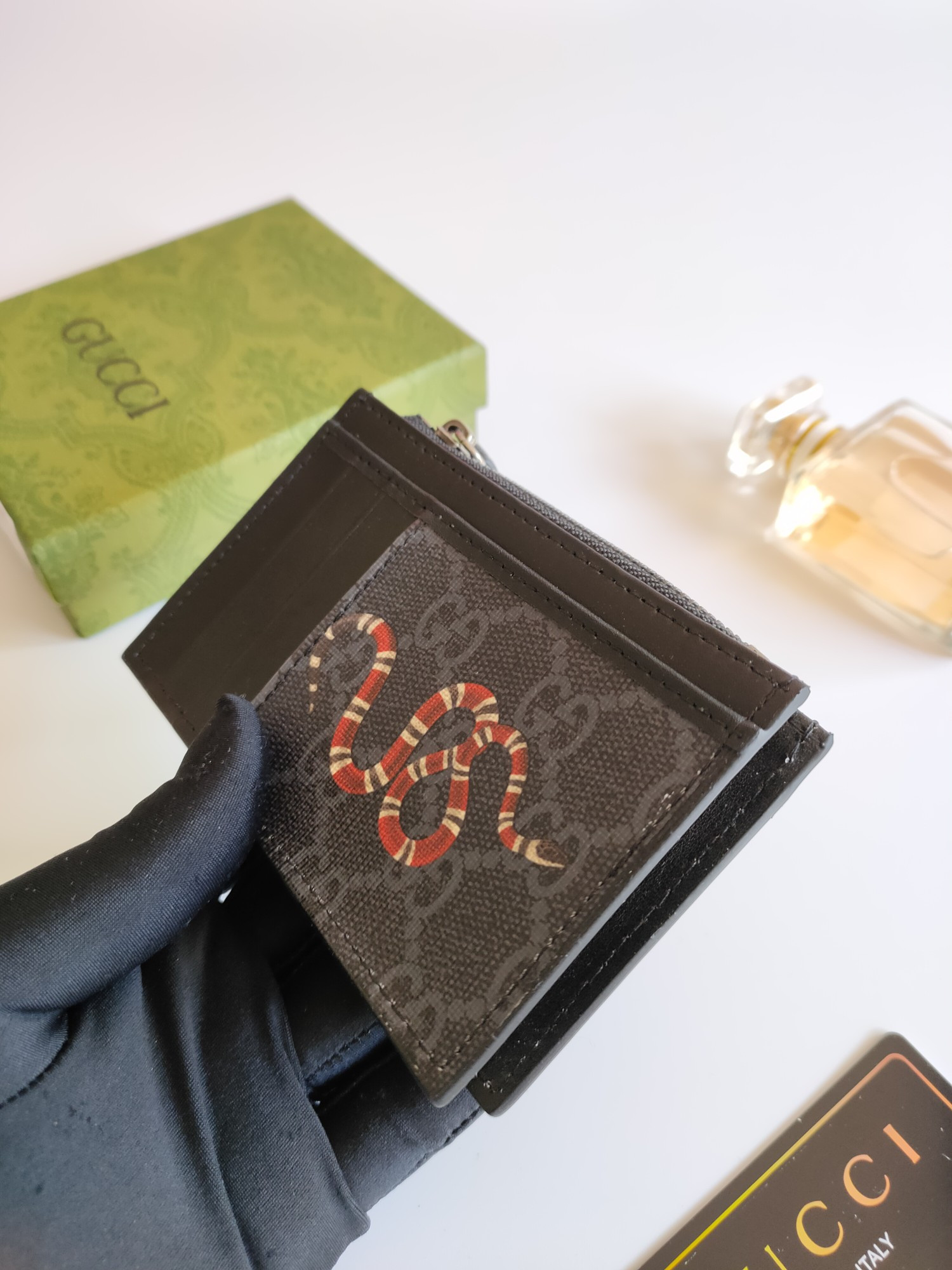 Gucci GG CARD CASE WALLET