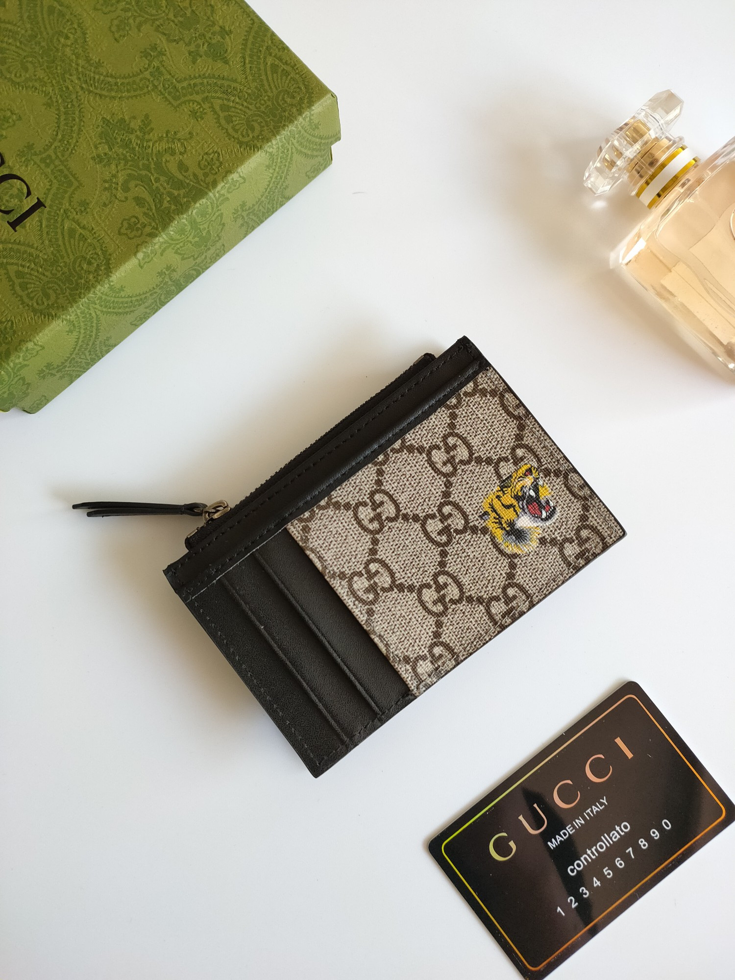 Gucci GG  CARD CASE WALLET