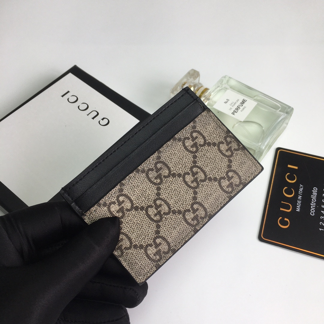 Gucci GG CARD CASE WALLET