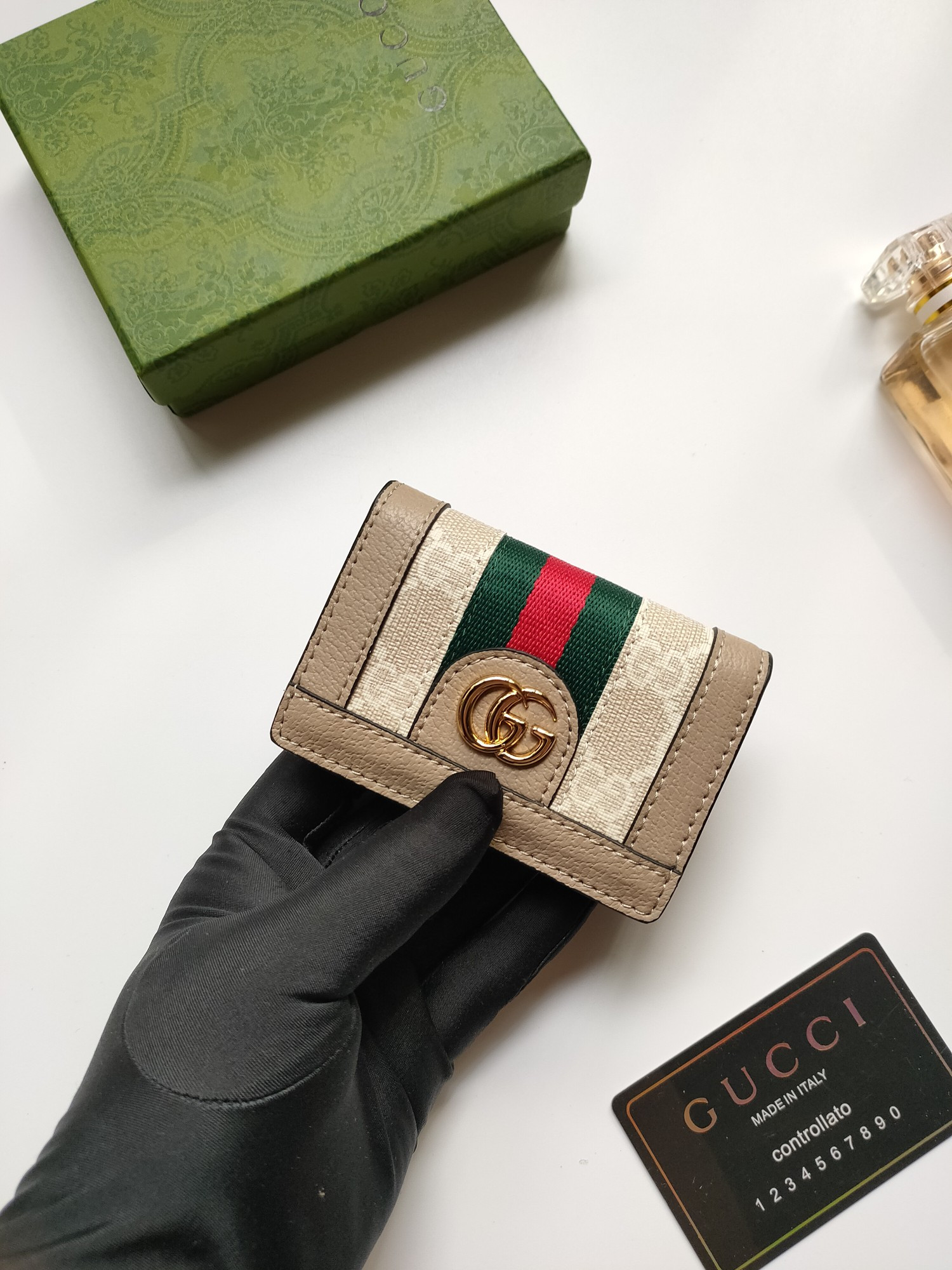 Gucci GG CARD CASE WALLET