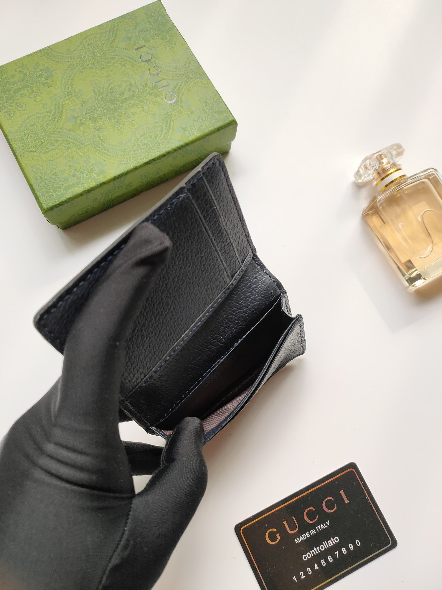 Gucci GG CARD CASE WALLET