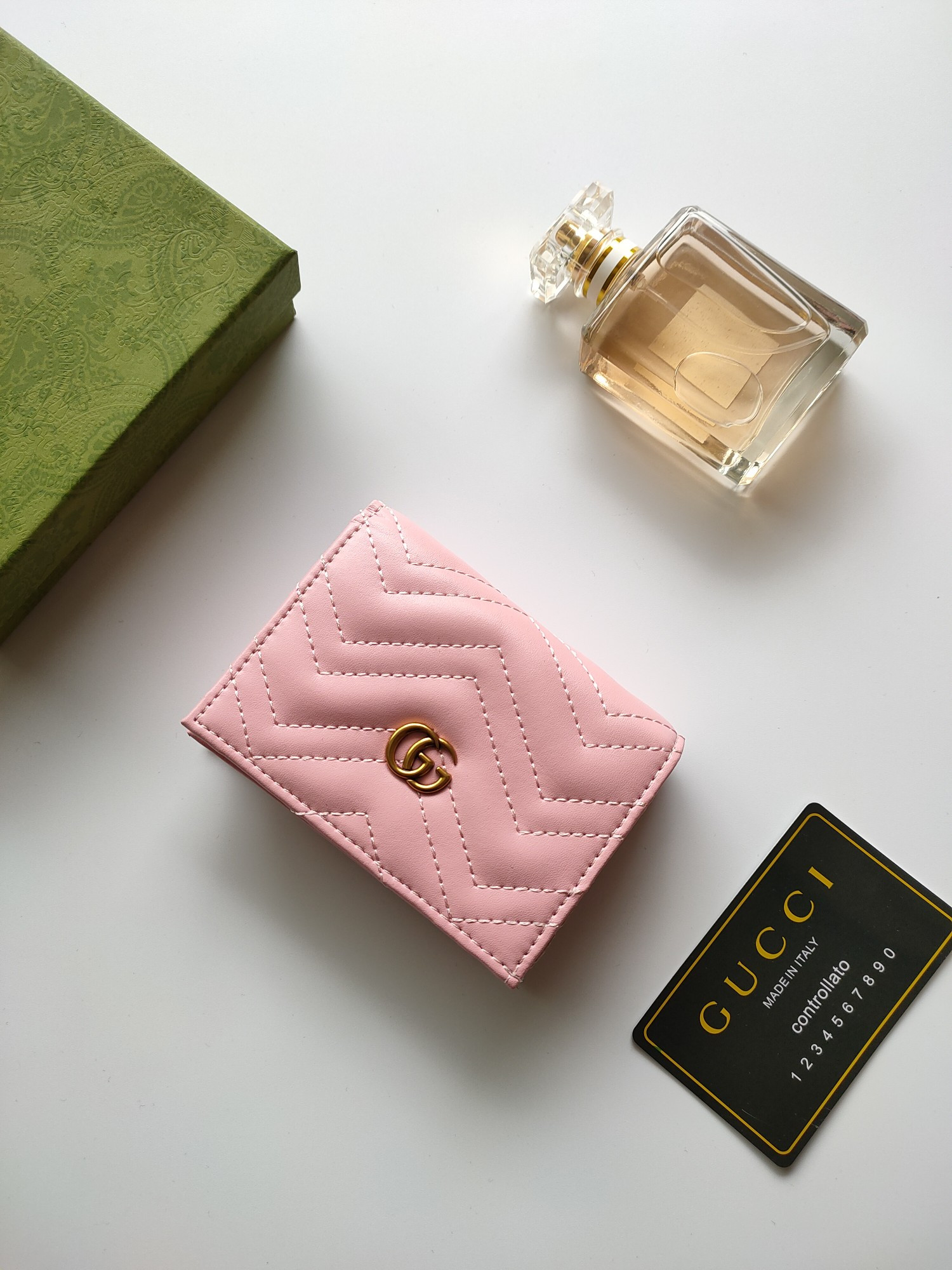 Gucci GG CARD CASE WALLET