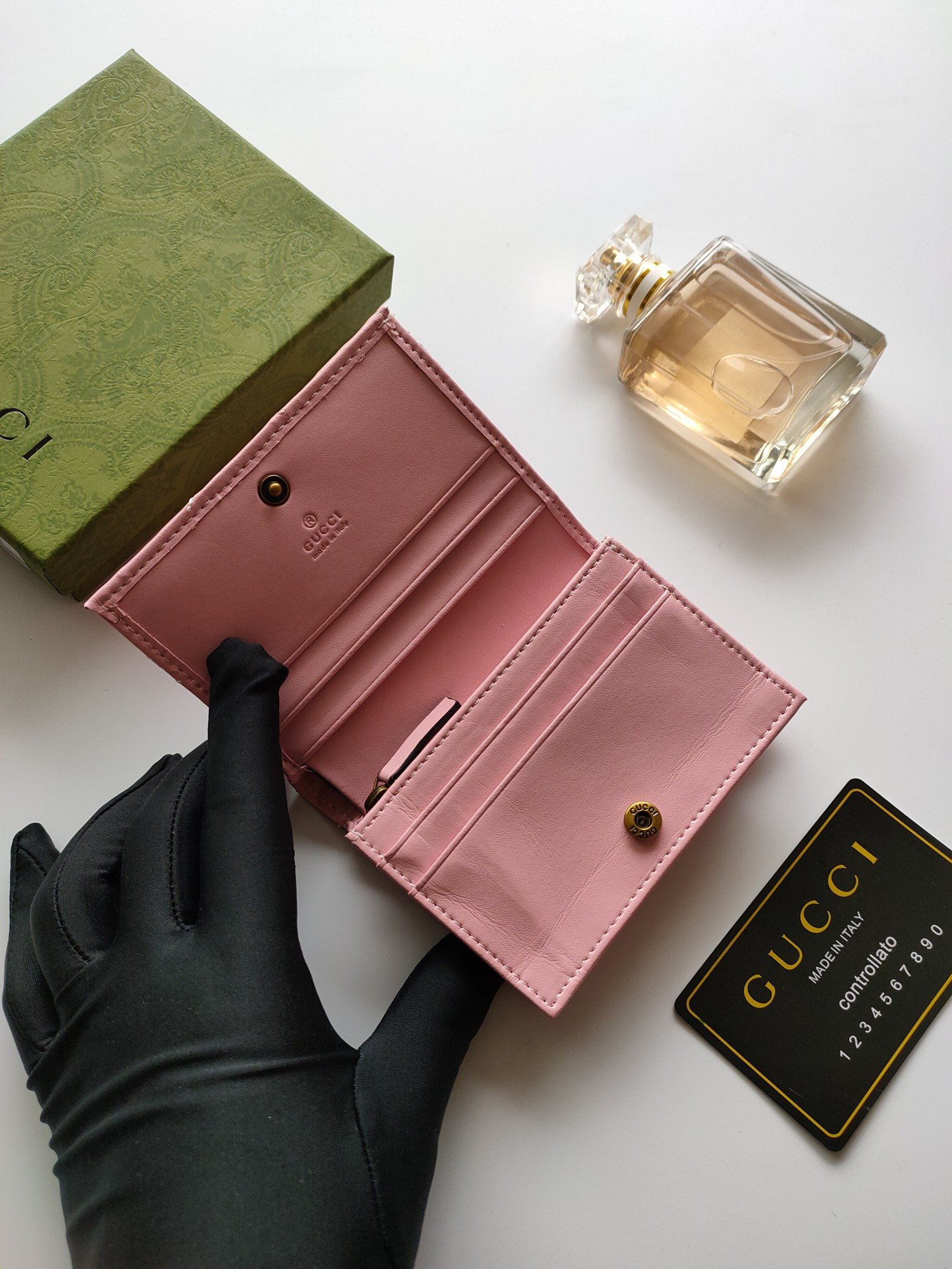 Gucci GG CARD CASE WALLET