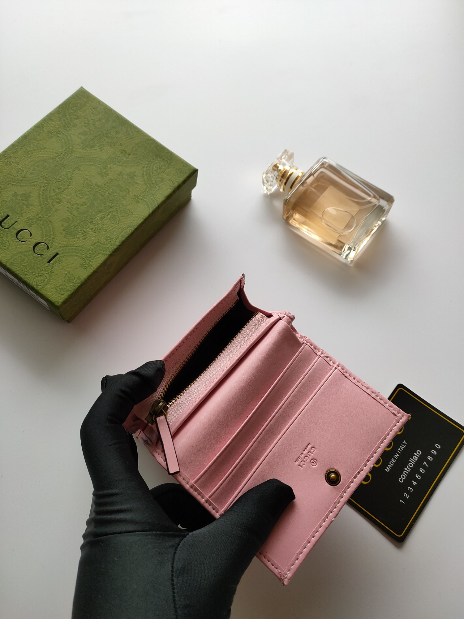 Gucci GG CARD CASE WALLET