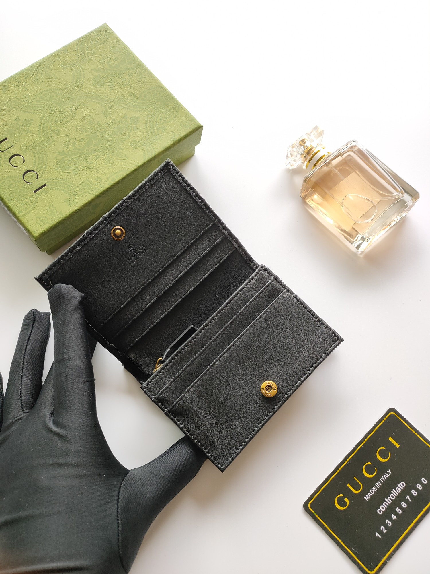 Gucci GG CARD CASE WALLET