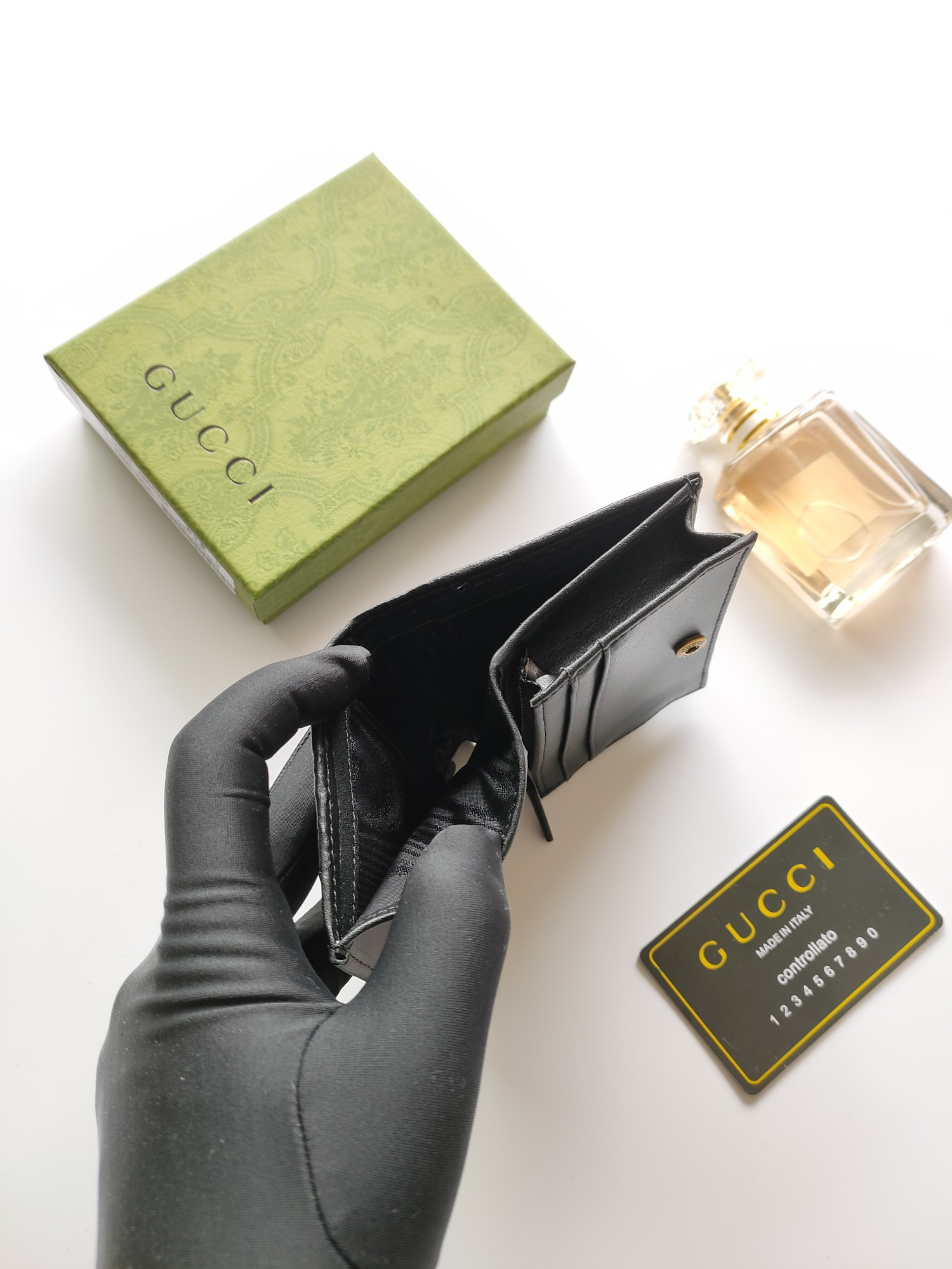 Gucci GG CARD CASE WALLET