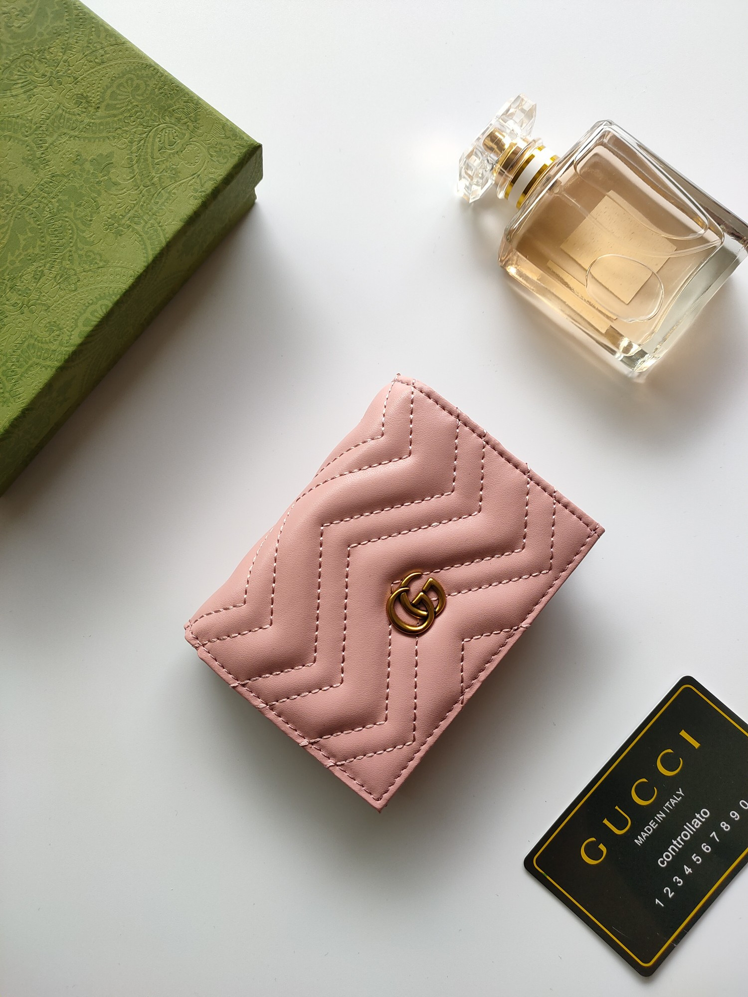 Gucci GG CARD CASE WALLET