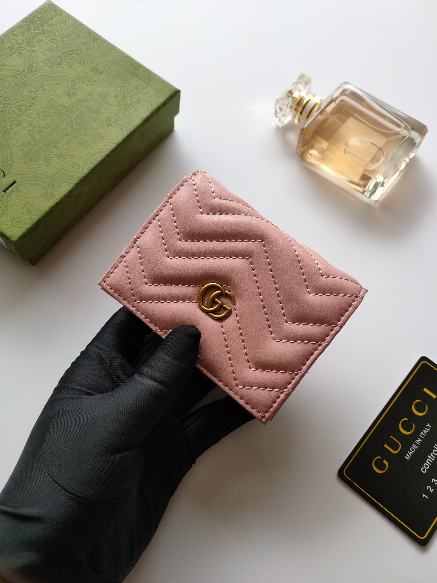 Gucci GG CARD CASE WALLET