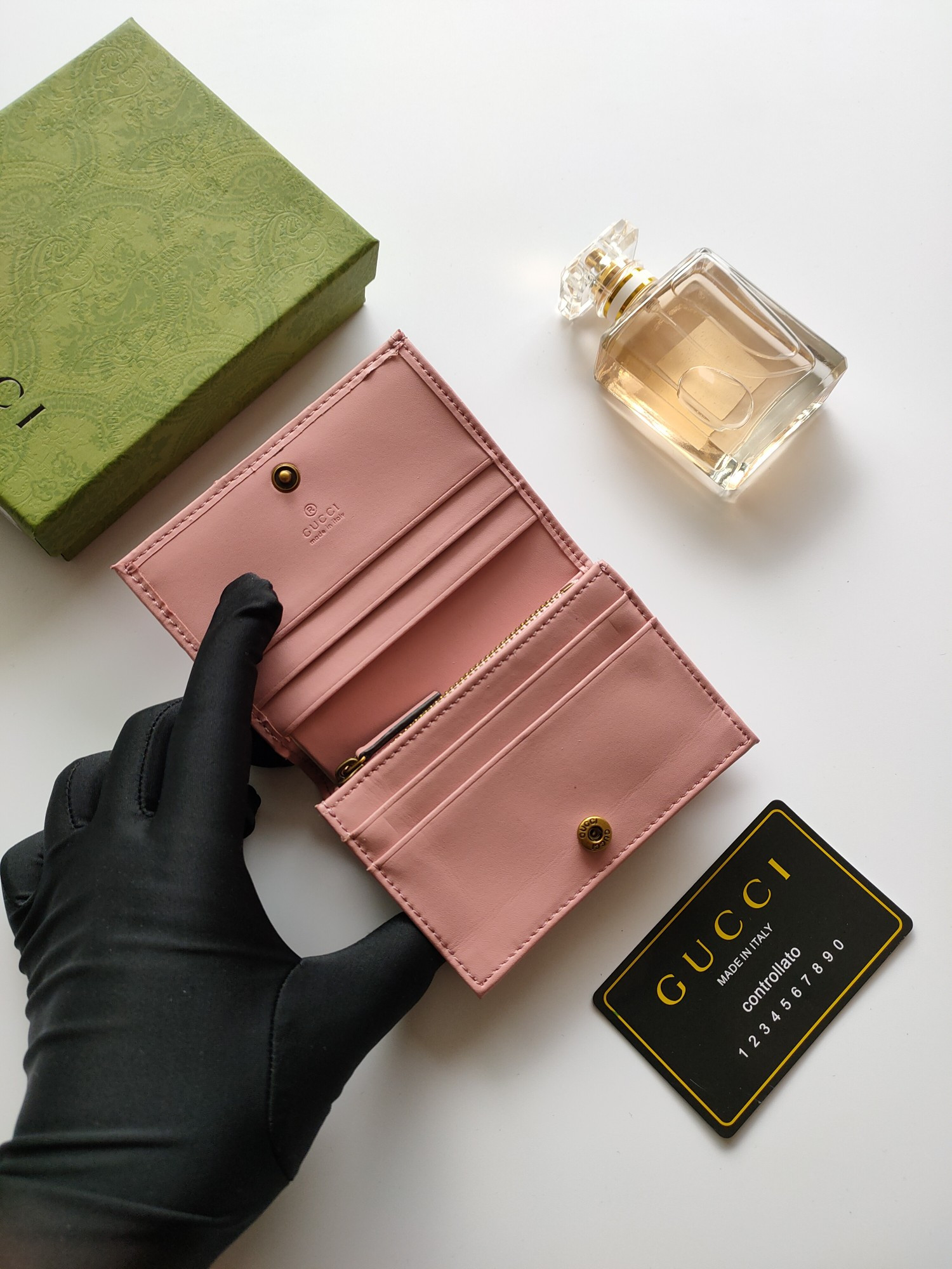 Gucci GG CARD CASE WALLET