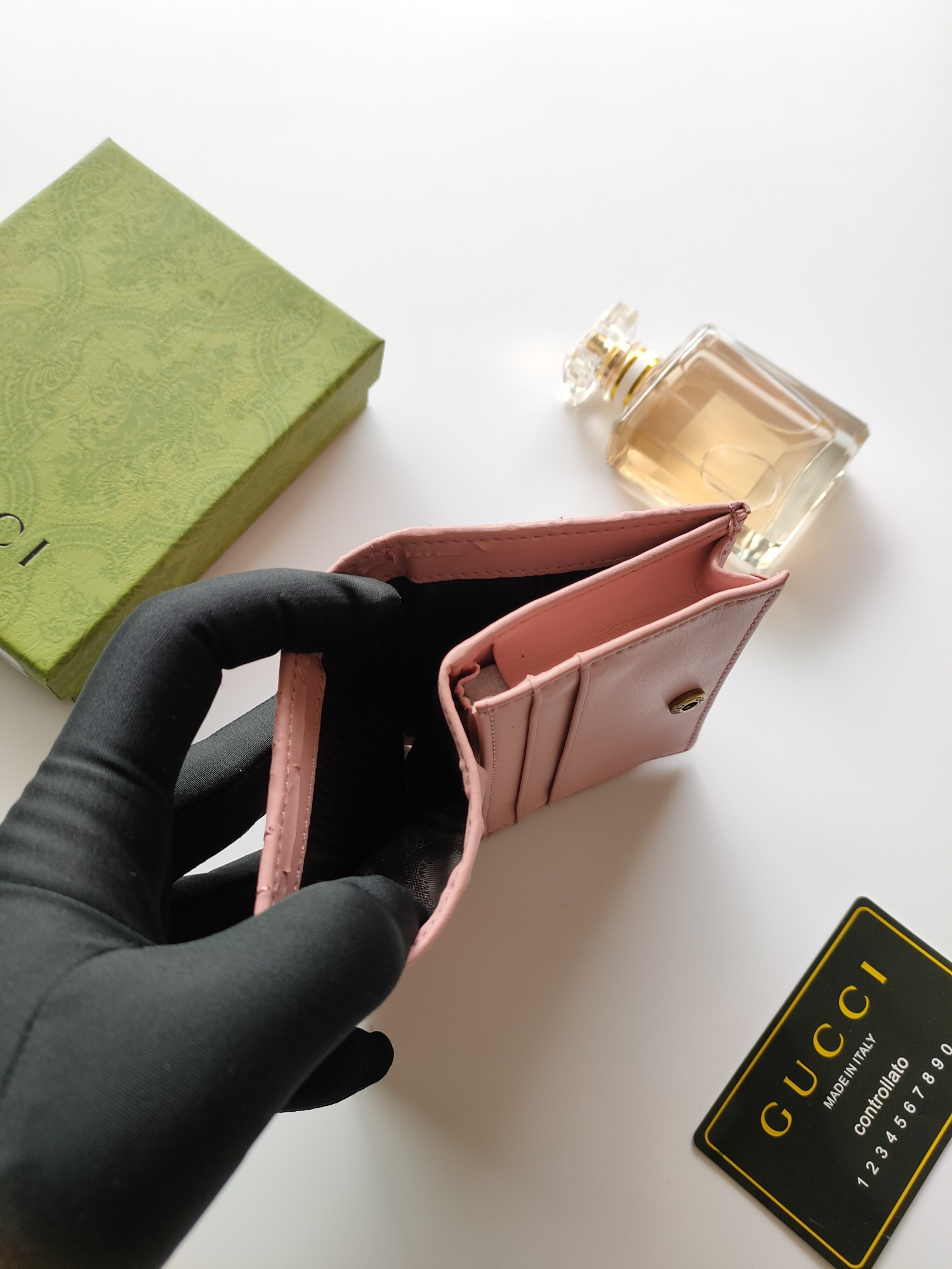 Gucci GG CARD CASE WALLET