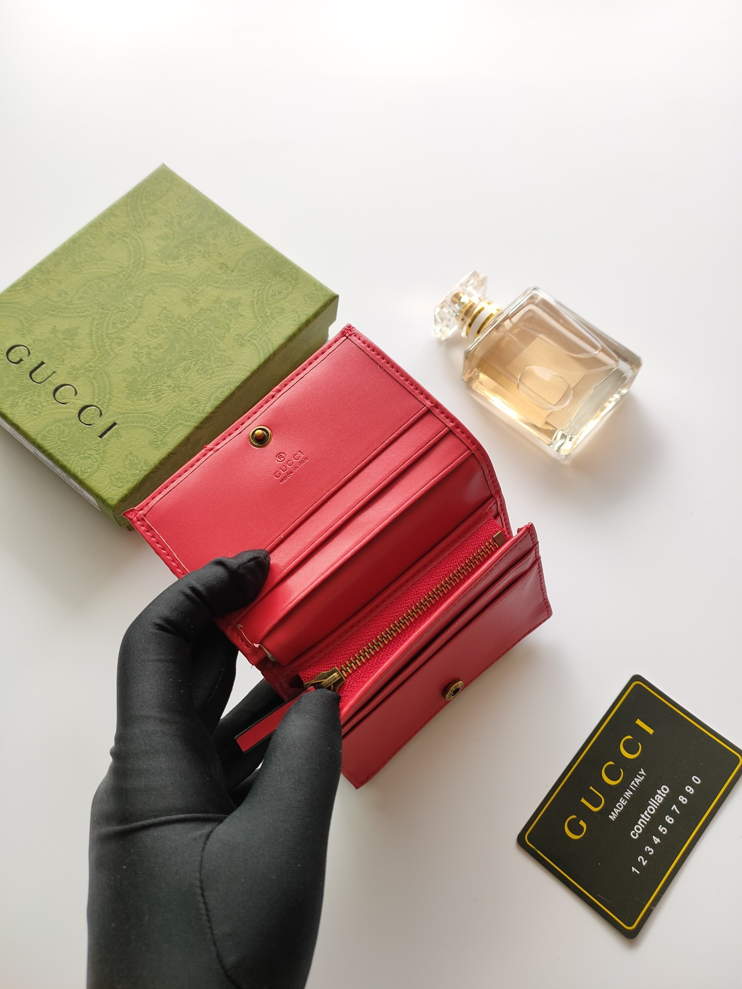 Gucci GG CARD CASE WALLET