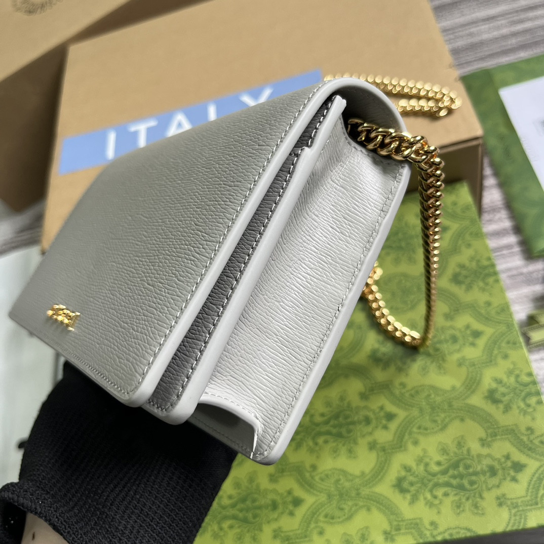 CHAIN WALLET WITH GUCCI SCRIPT LIGHT GREY 7.8"W x 5"H x 1.6"D