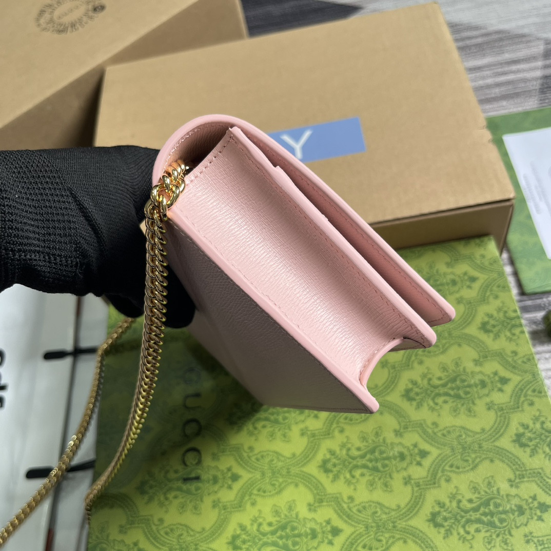 CHAIN WALLET WITH GUCCI SCRIPT PINK 7.8"W x 5"H x 1.6"D