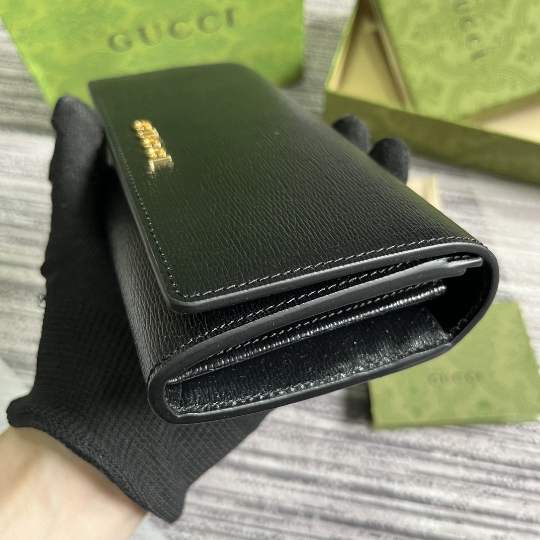 CONTINENTAL WALLET WITH GUCCI SCRIPT 7.5"W x 4"H x 1.4"D