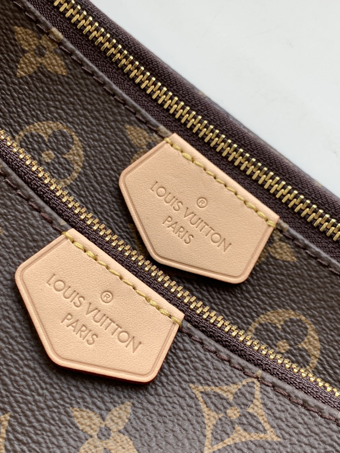 LOUIS VUITTON M44840 Multi Pochette Accessoires 9.4 x 5.3 x 1.6 inches