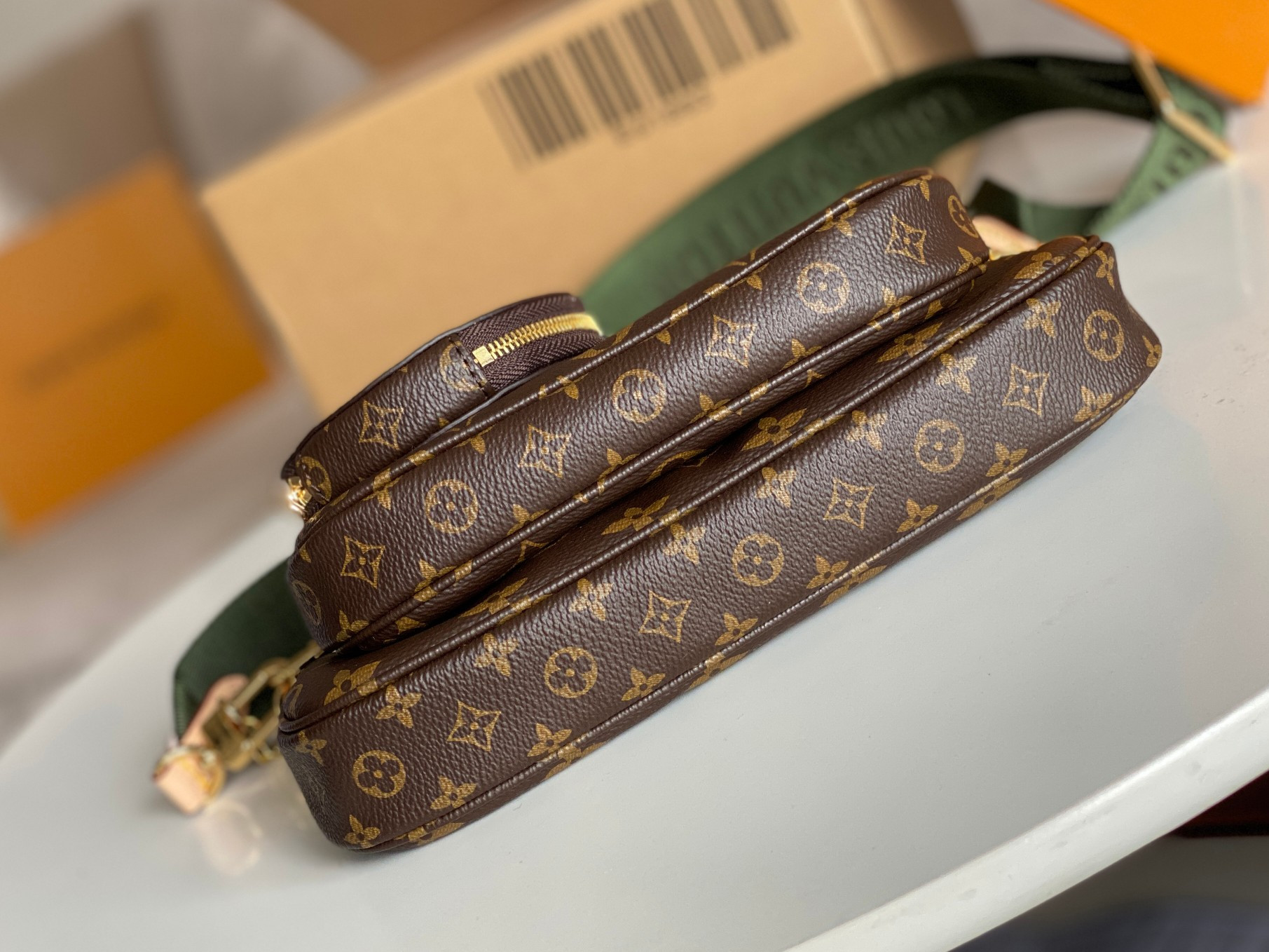 LOUIS VUITTON M44813 Multi Pochette Accessoires 9.4 x 5.3 x 1.6 inches