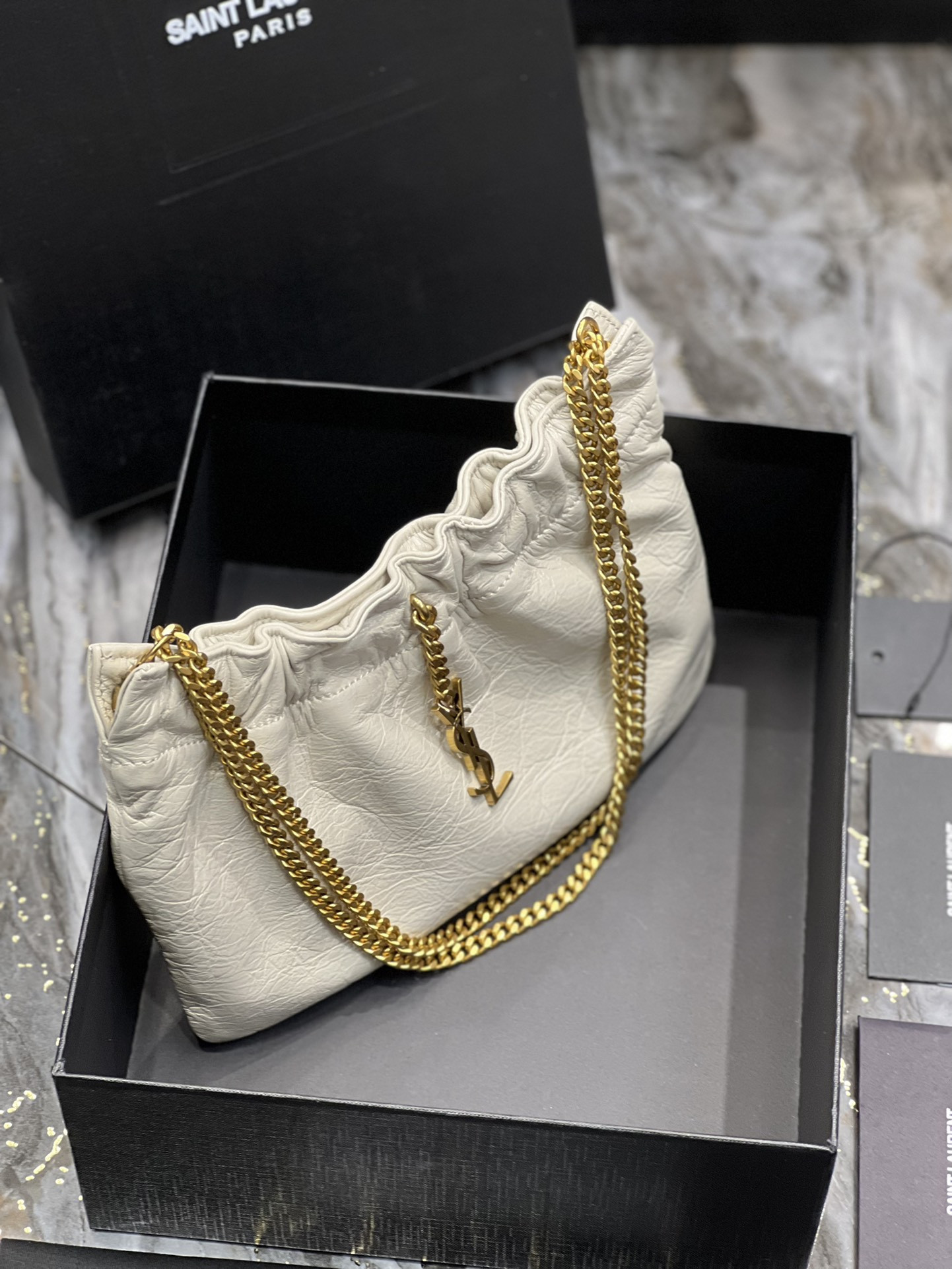 YSL Mini leather shoulder bag White 24x14x4 cm