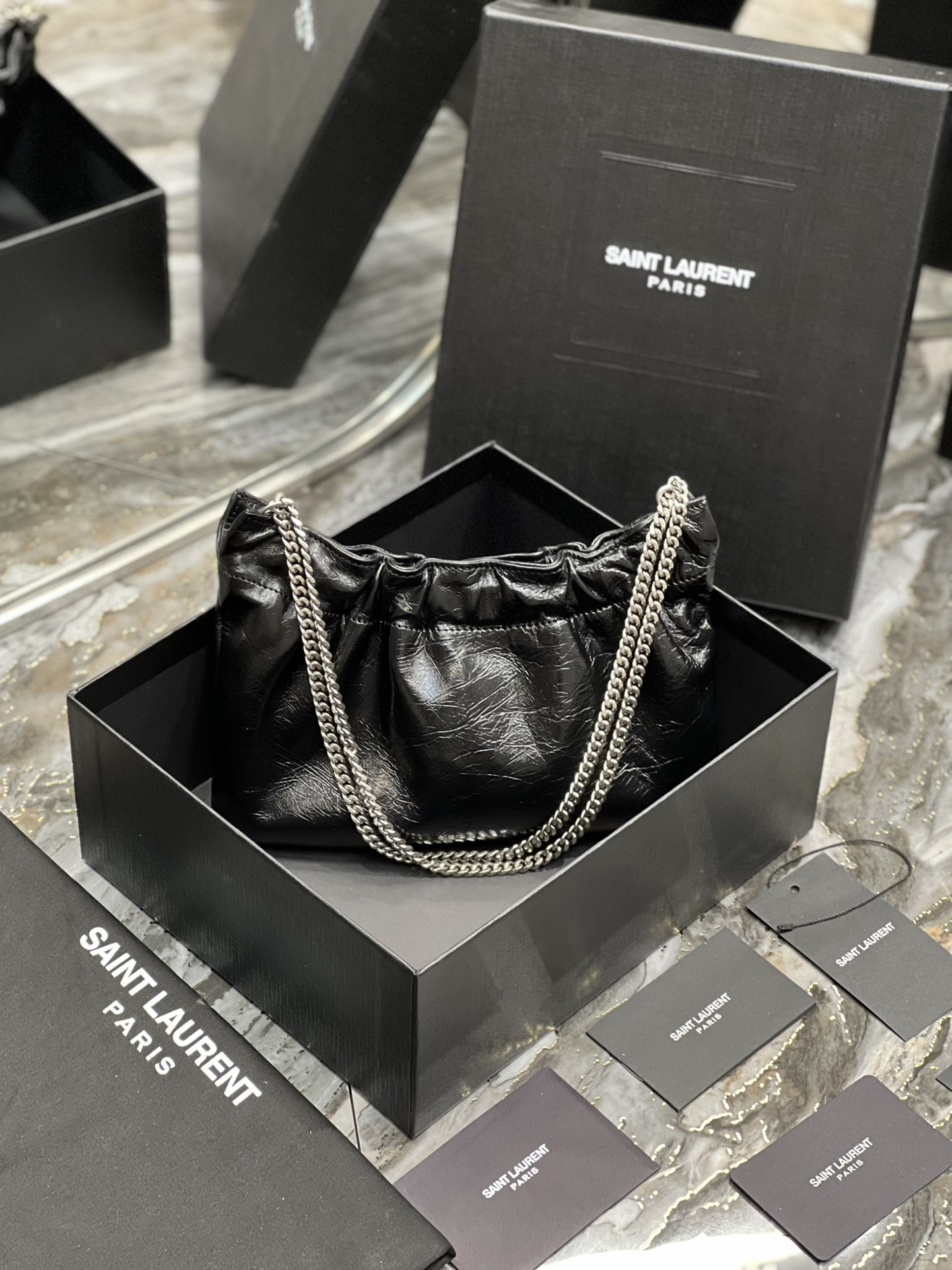 YSL Mini leather shoulder bag Black 24x14x4 cm
