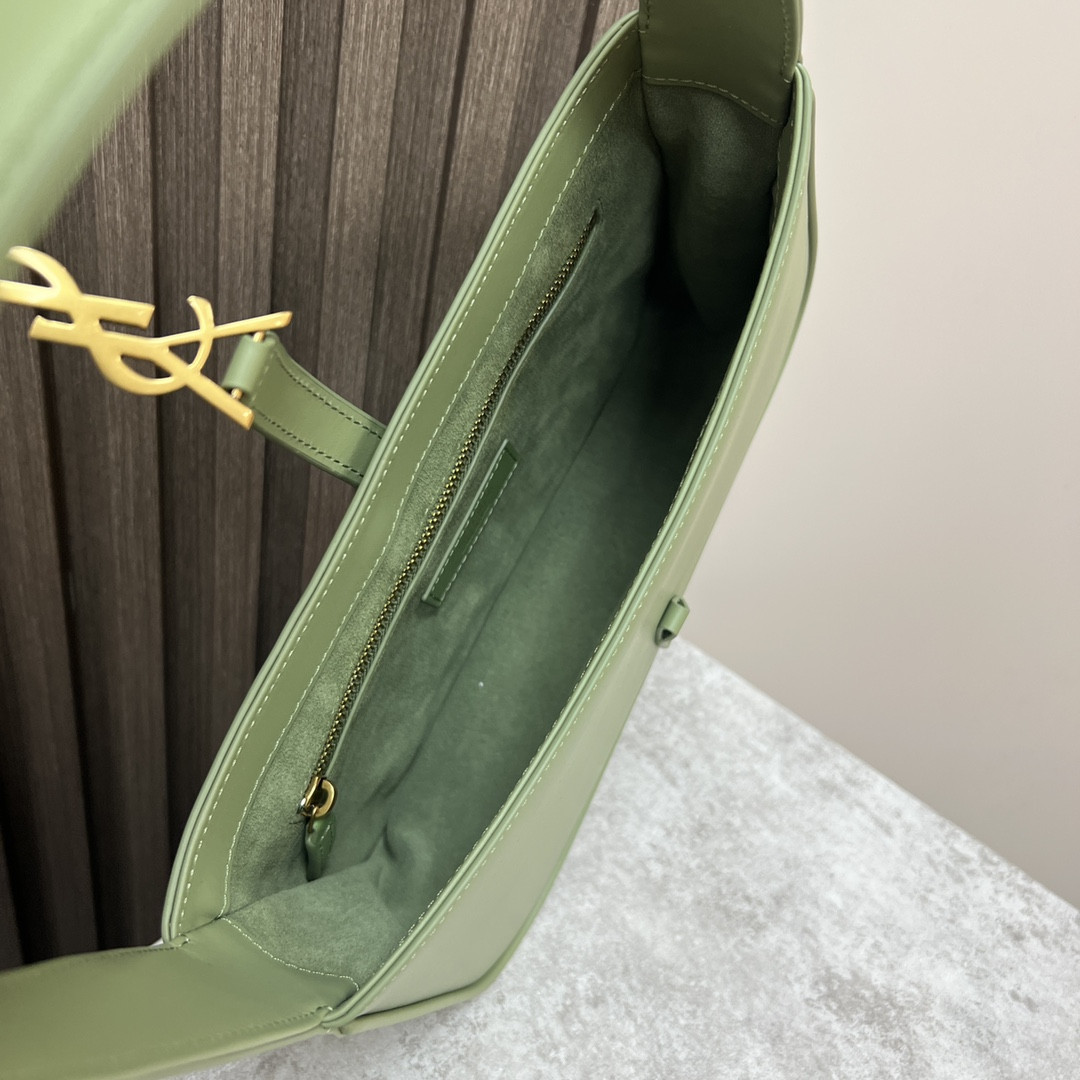 YSL LE 5 À 7 IN SMOOTH LEATHER GREEN 9 X 6.3 X 2.5 INCHES