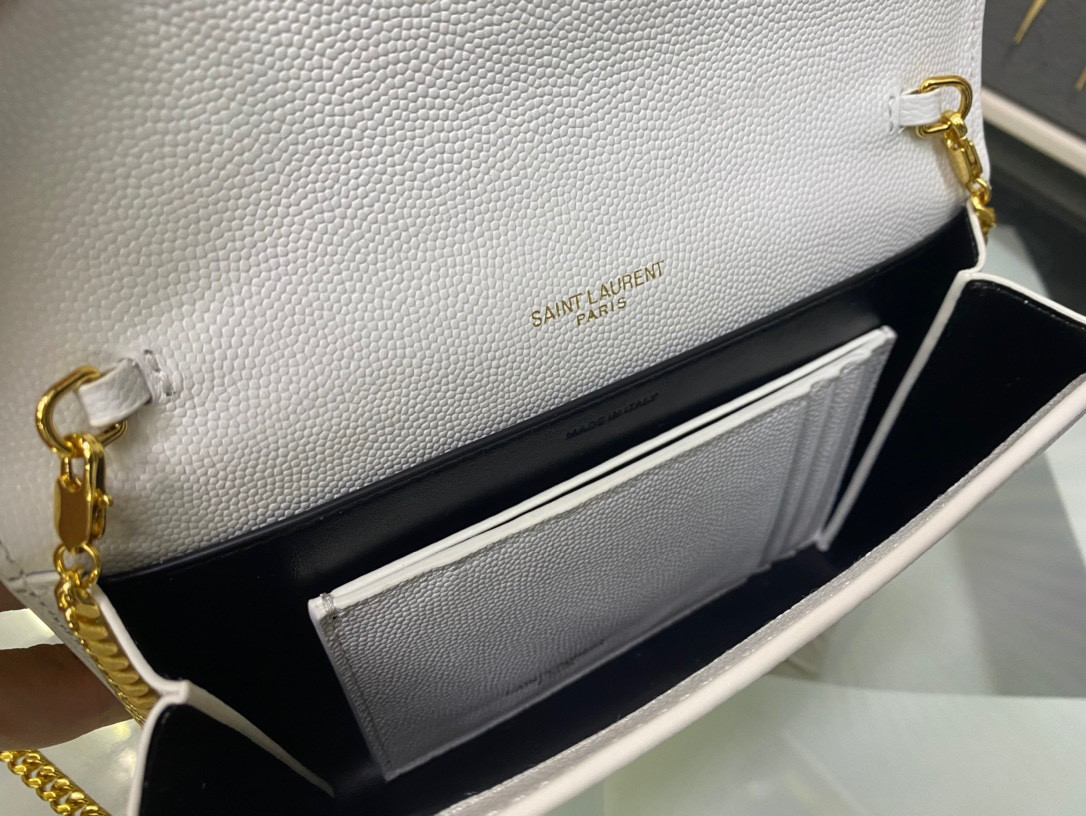 YSL UPTOWN CHAIN WALLET IN GRAIN DE POUDRE EMBOSSED LEATHER BLANC VINTAGE 7.5 X 4.7 X 1.2 INCHES