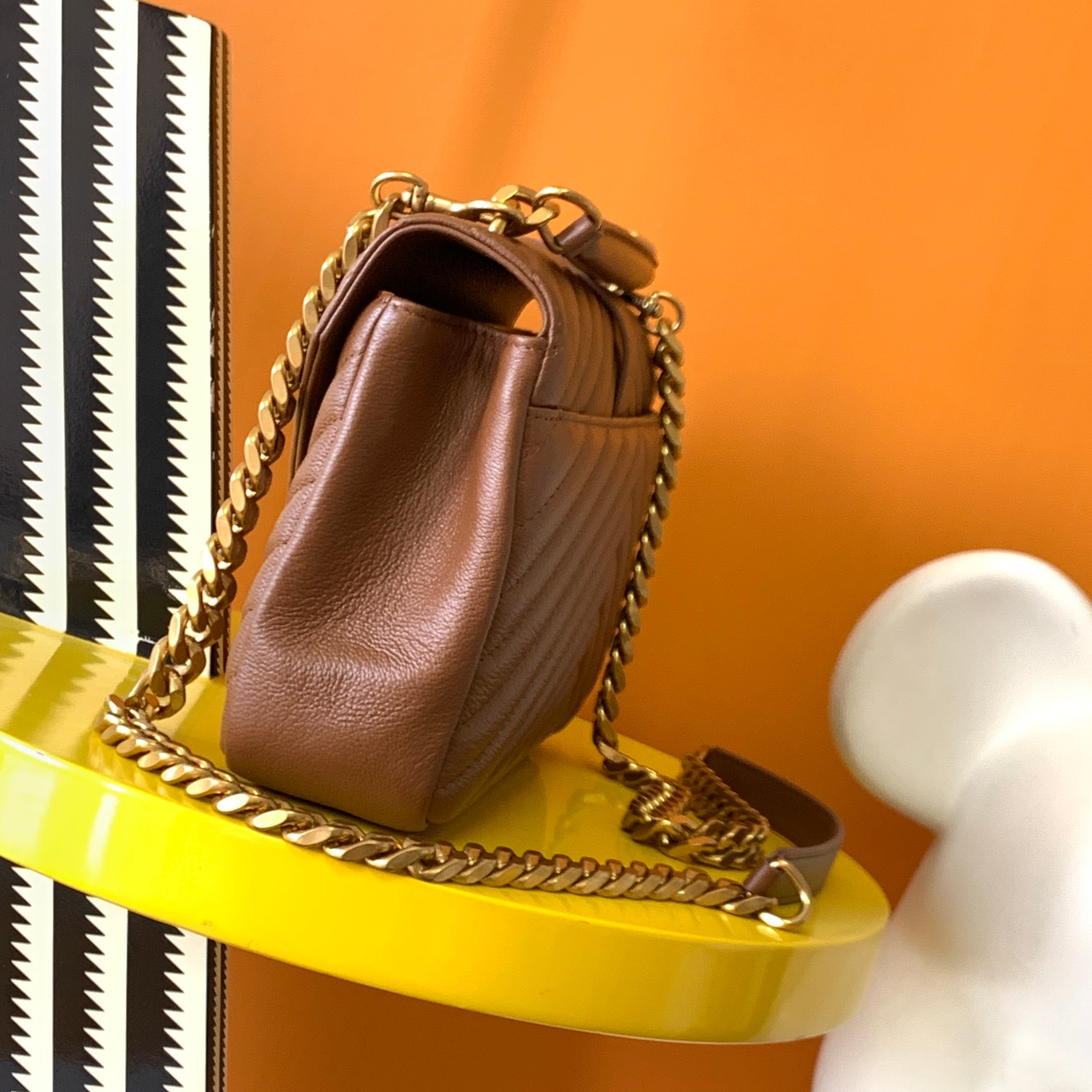 YSL COLLEGE MEDIUM IN QUILTED LEATHER COFFEE 9.4 X 6.6 X 2.5 INCHES