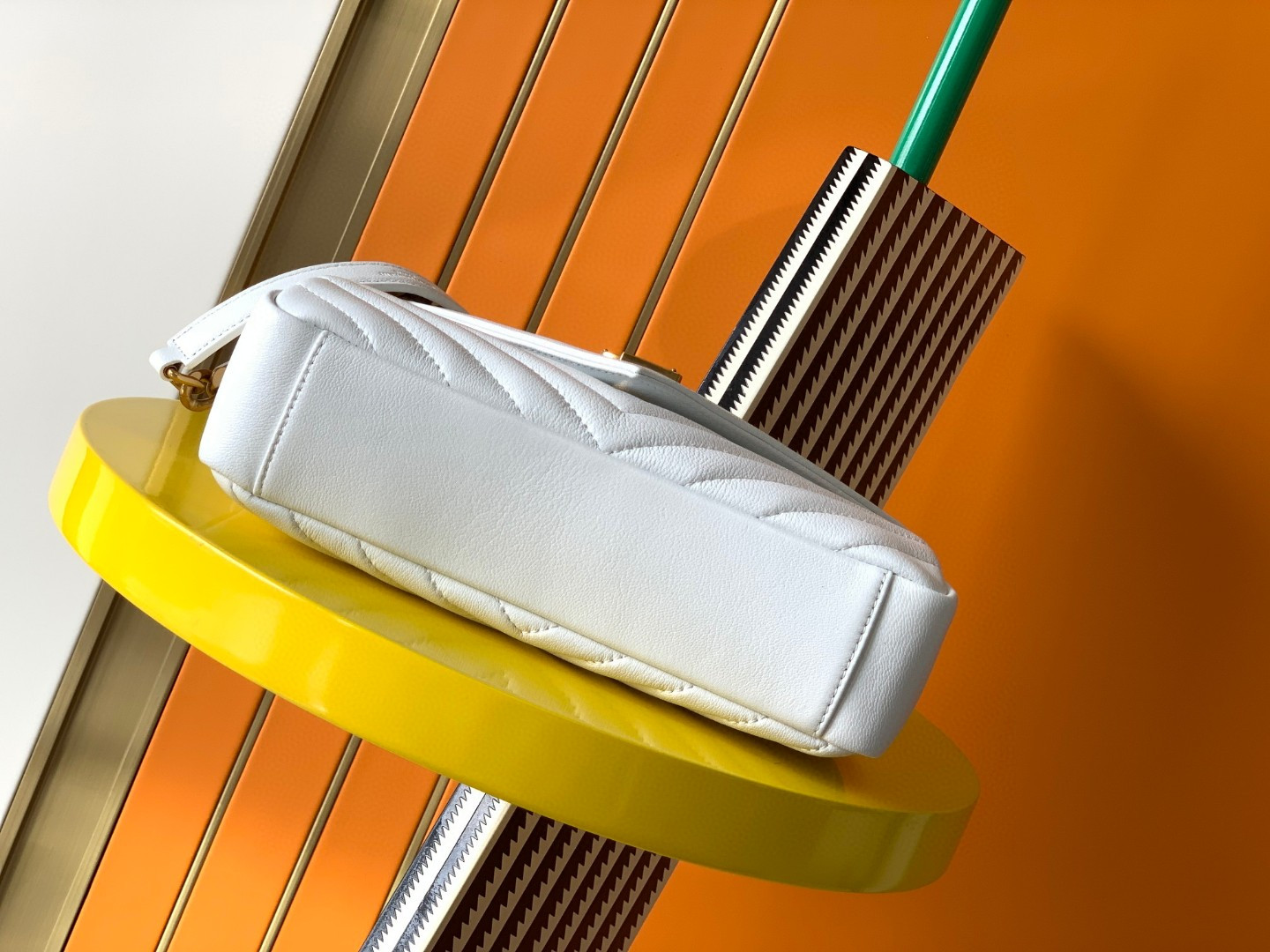 YSL COLLEGE MEDIUM IN QUILTED LEATHER white 9.4 X 6.6 X 2.5 INCHES