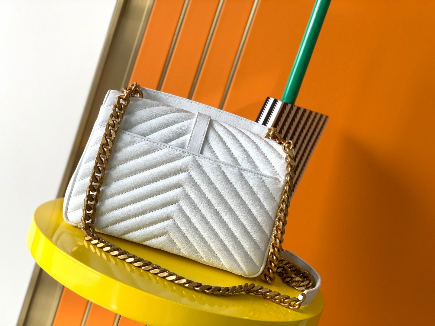 YSL COLLEGE MEDIUM IN QUILTED LEATHER white 9.4 X 6.6 X 2.5 INCHES