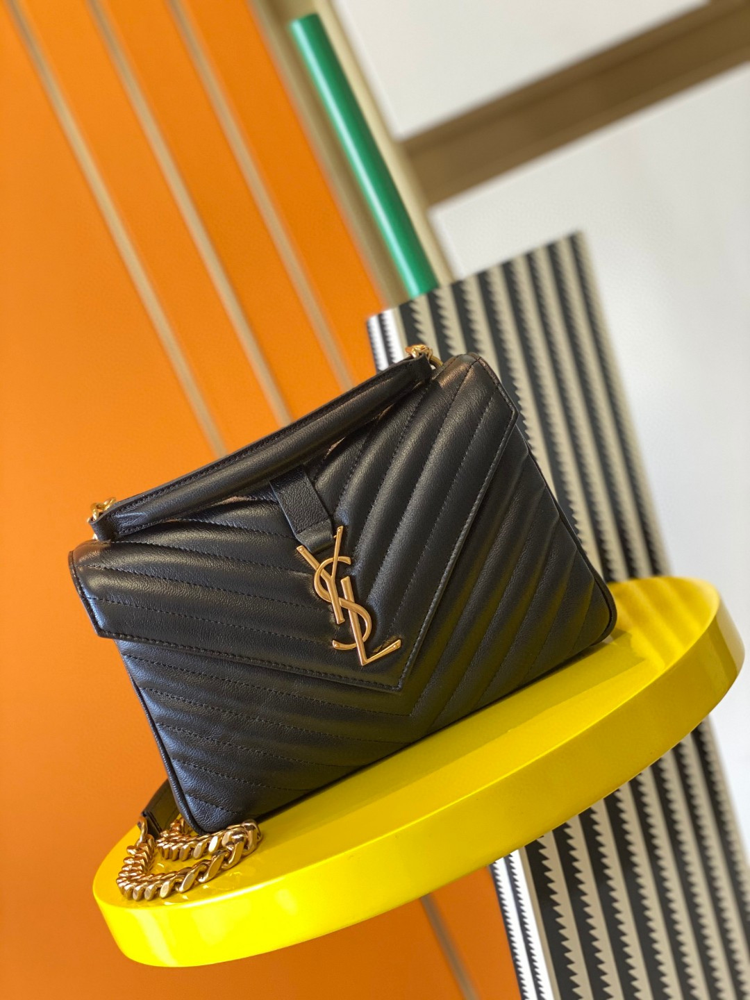 YSL COLLEGE MEDIUM IN QUILTED LEATHER BLACK 9.4 X 6.6 X 2.5 INCHES