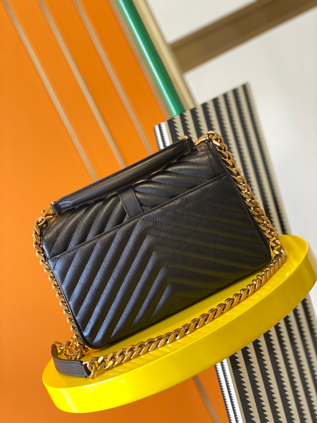 YSL COLLEGE MEDIUM IN QUILTED LEATHER BLACK 9.4 X 6.6 X 2.5 INCHES