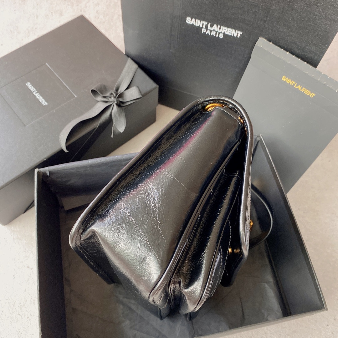 YSL NIKI MEDIUM IN VINTAGE LEATHER BLACK 11 X 7.8 X 3.3 INCHES