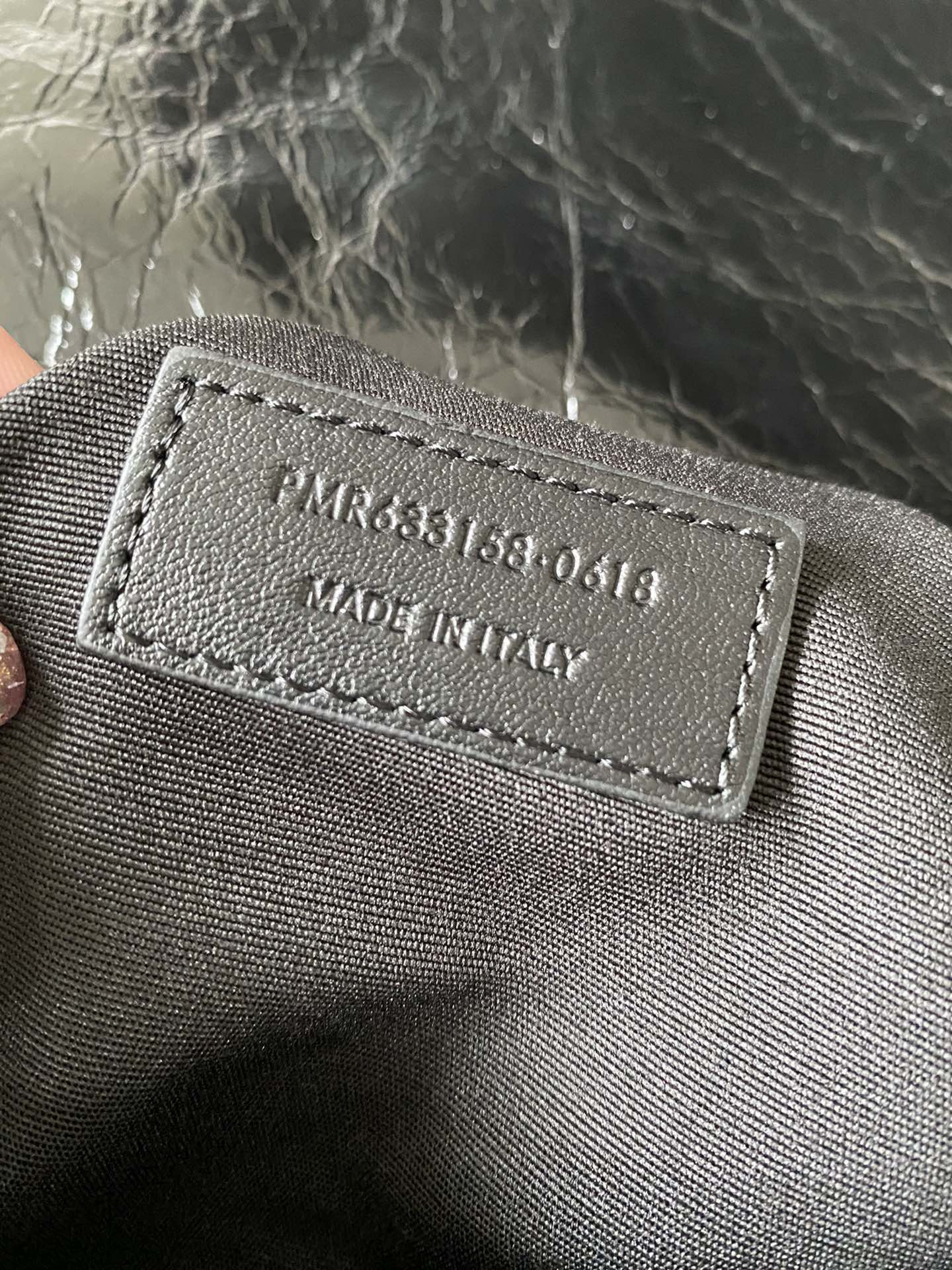 YSL NIKI MEDIUM IN VINTAGE LEATHER ALL BLACK 11 X 7.8 X 3.3 INCHES