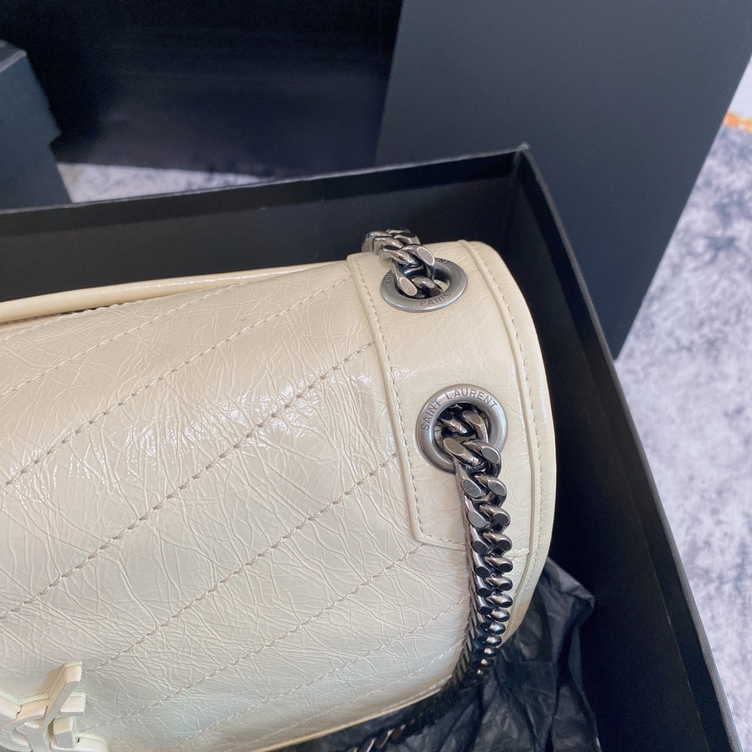 YSL NIKI MEDIUM IN VINTAGE LEATHER WHITE 11 X 7.8 X 3.3 INCHES