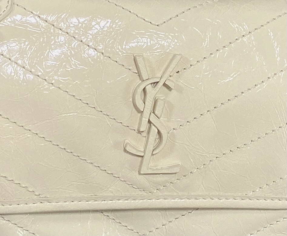 YSL NIKI BABY IN VINTAGE LEATHER BLANC VINTAGE 8.2 X 6 X 2.9 INCHES