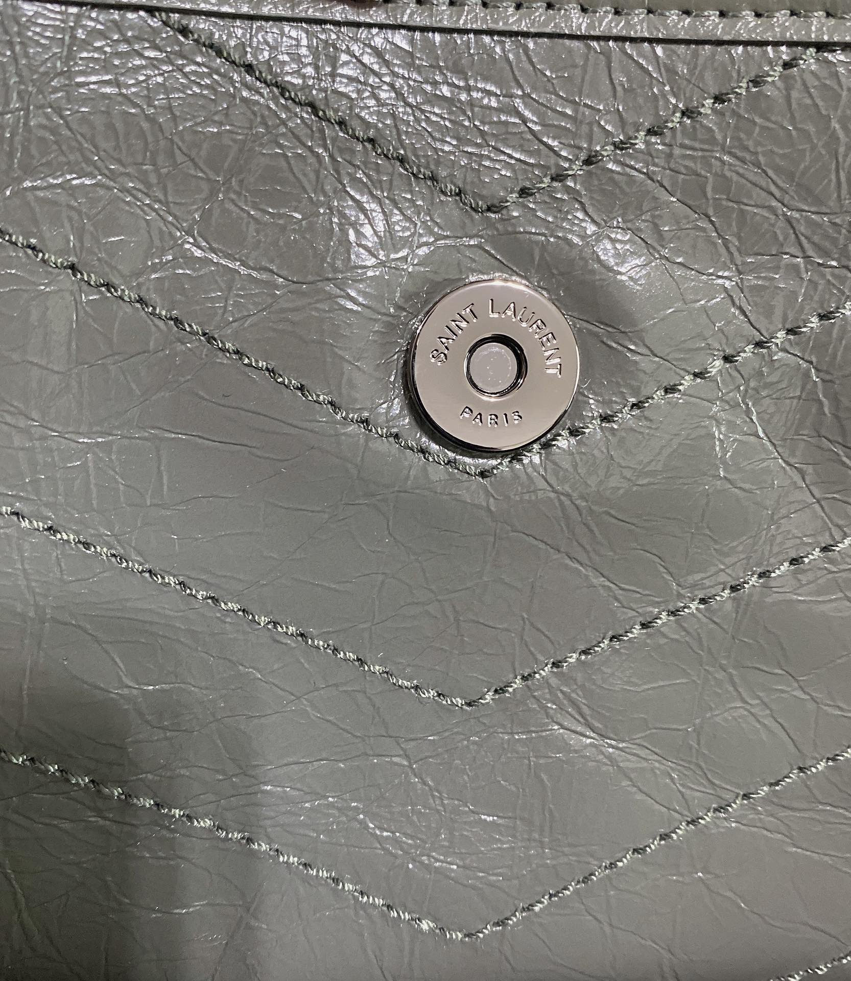 YSL NIKI MEDIUM IN VINTAGE LEATHER STORM 11 X 7.8 X 3.3 INCHES