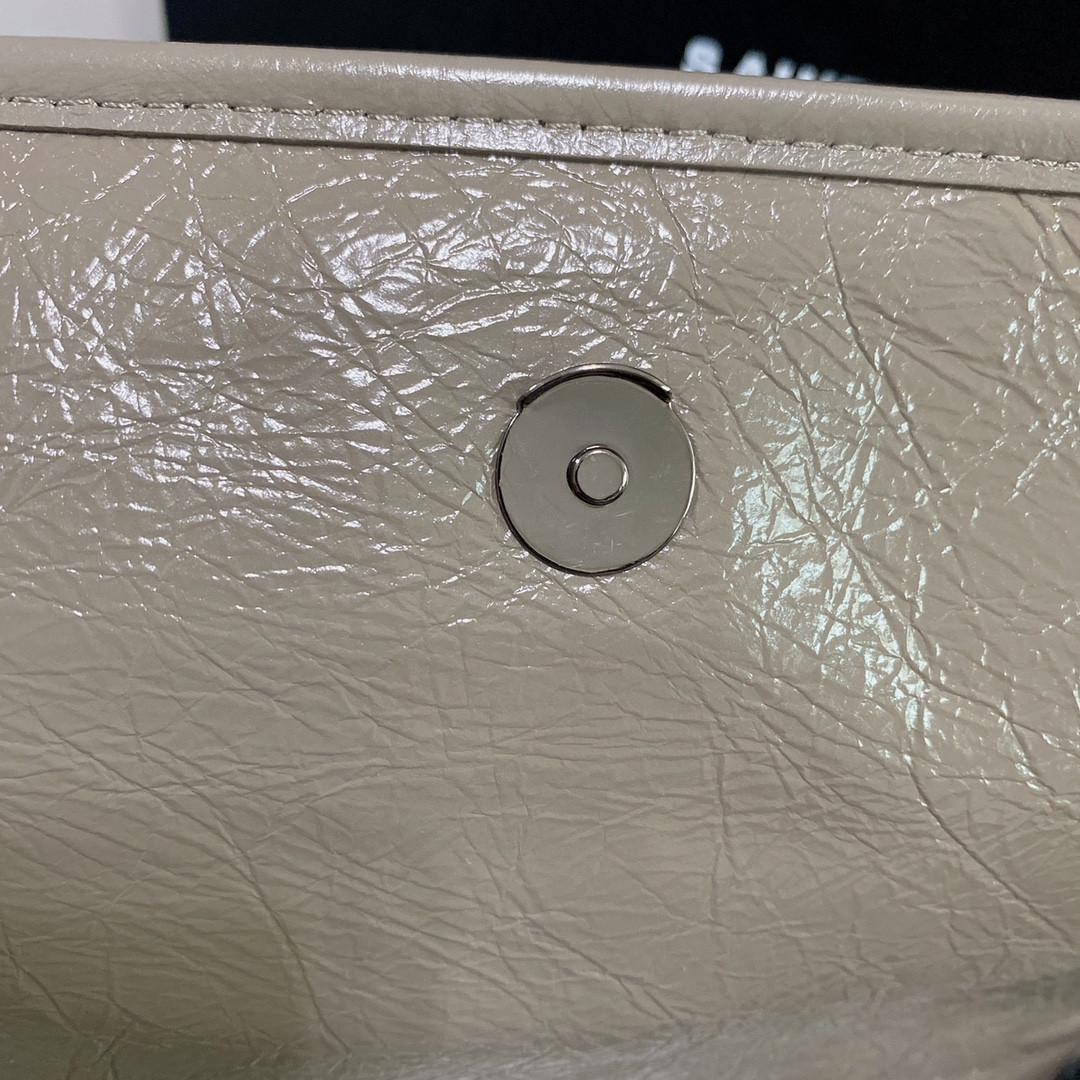 YSL NIKI MEDIUM IN VINTAGE LEATHER LIGHT GRAY 11 X 7.8 X 3.3 INCHES