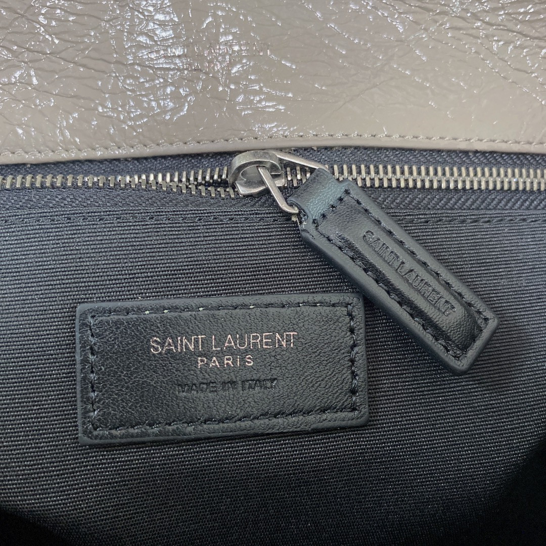 YSL NIKI MEDIUM IN VINTAGE LEATHER LIGHT GRAY 11 X 7.8 X 3.3 INCHES