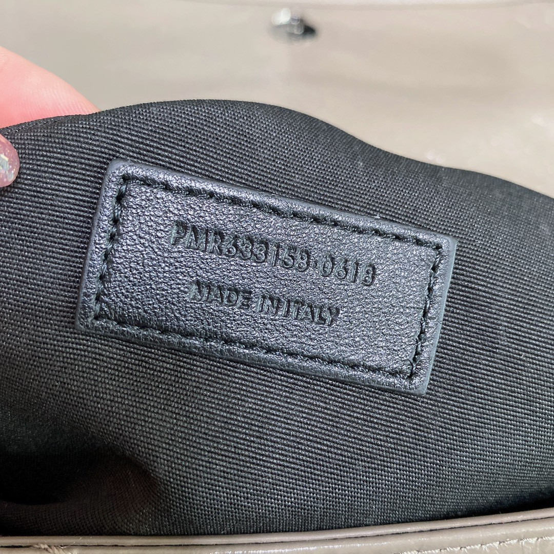 YSL NIKI MEDIUM IN VINTAGE LEATHER LIGHT GRAY 11 X 7.8 X 3.3 INCHES