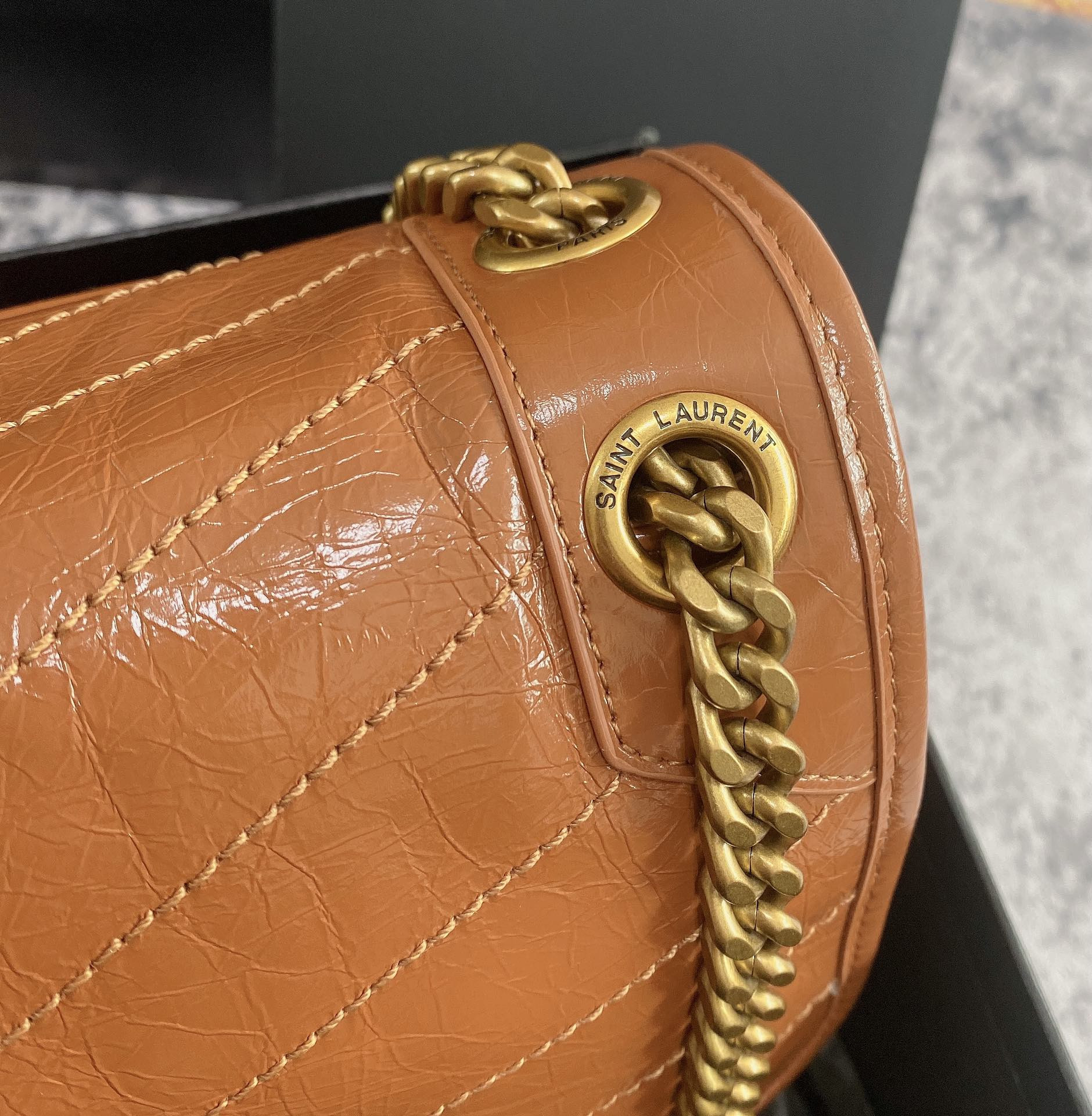 YSL NIKI MEDIUM IN VINTAGE LEATHER LIGHT CARAMEL 11 X 7.8 X 3.3 INCHES