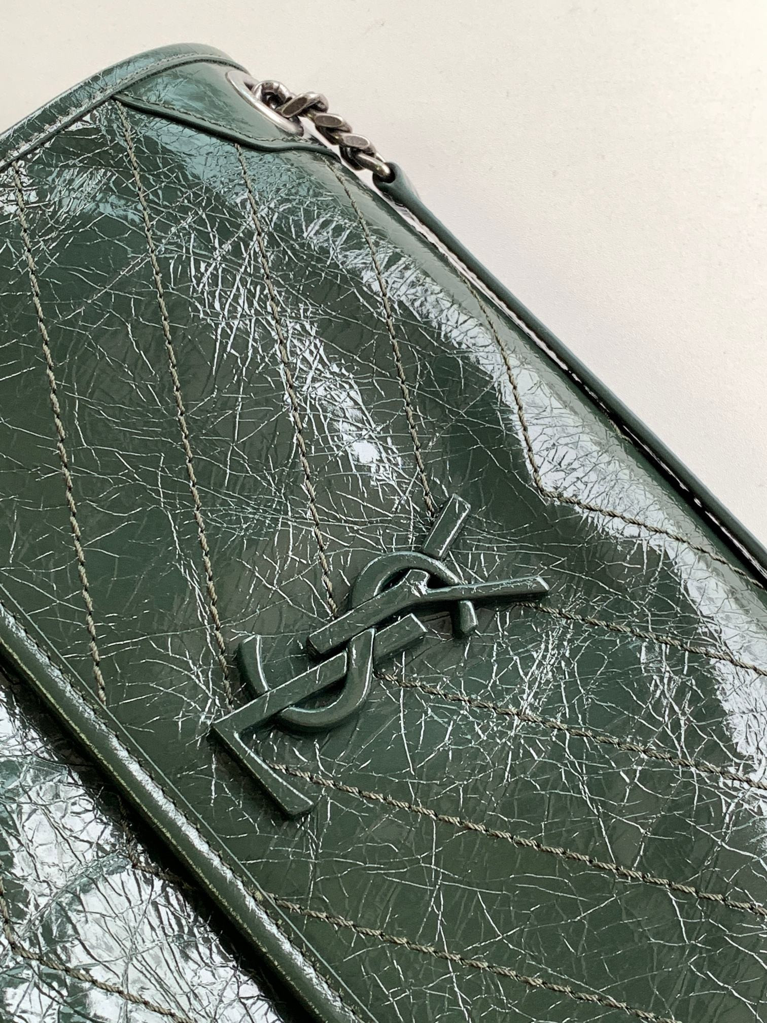 YSL NIKI MEDIUM IN VINTAGE LEATHER dark green 11 X 7.8 X 3.3 INCHES