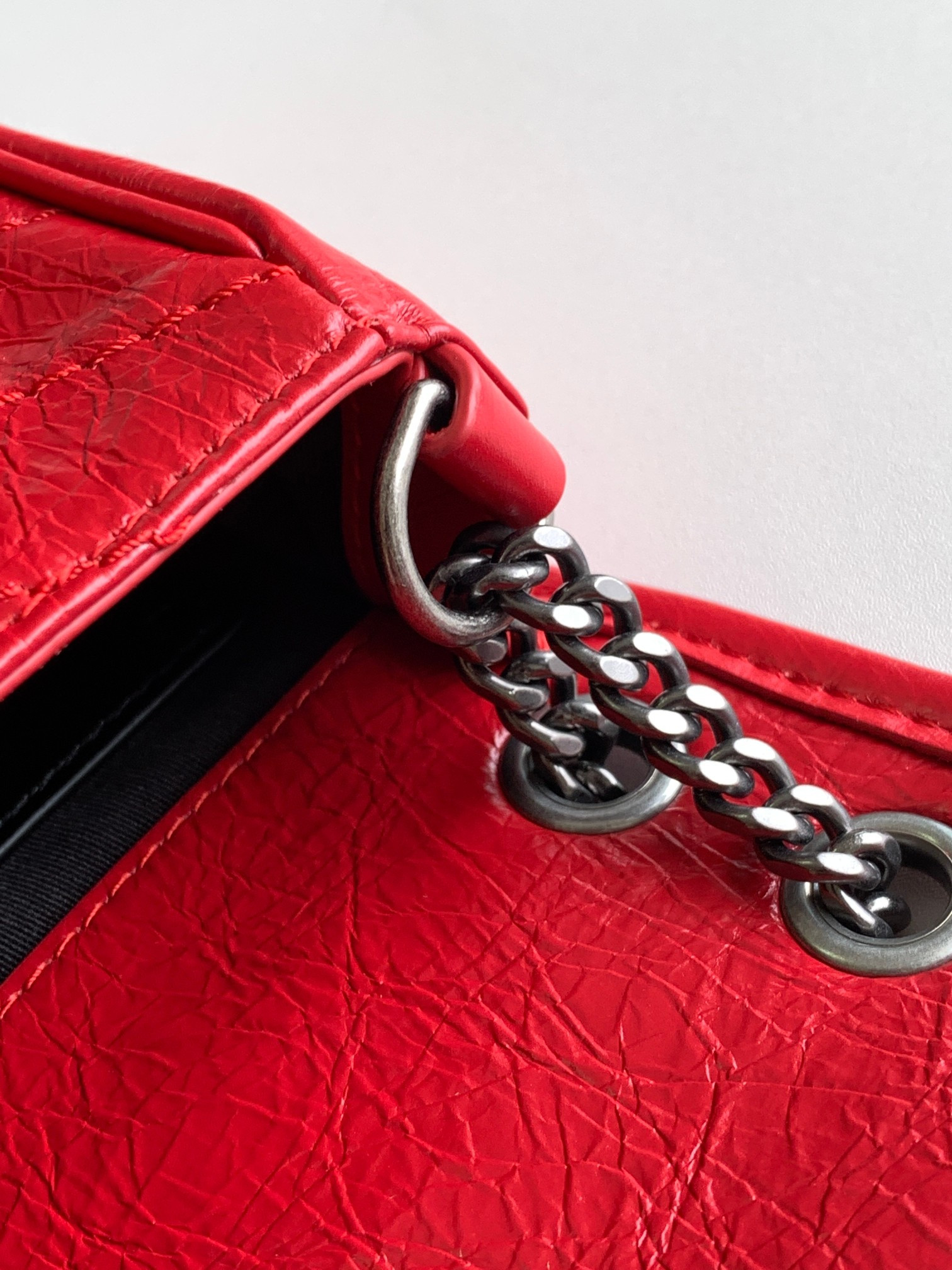 YSL NIKI BABY IN VINTAGE LEATHER RED 8.2 X 6 X 2.9 INCHES