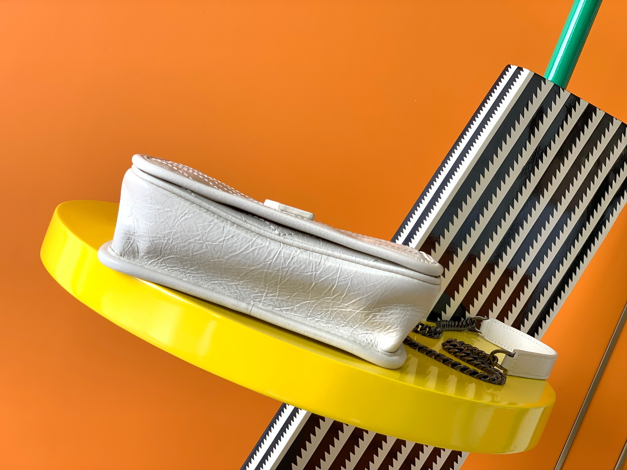 YSL NIKI CHAIN WALLET IN SHINY LEATHER WHITE 19 x 15 x 6 CM