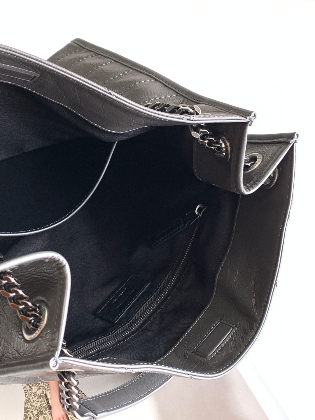 YSL NIKI SHOPPING IN VINTAGE LEATHER GRAY 12.9 X 10.6 X 4.5 INCHES