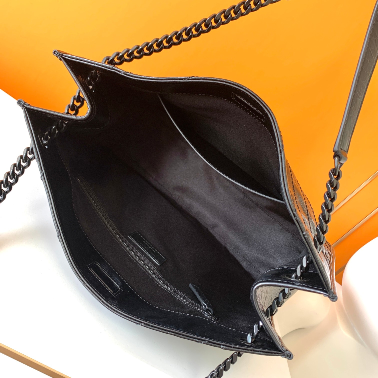 YSL NIKI SHOPPING IN VINTAGE LEATHER 12.9 X 10.6 X 4.5 INCHES