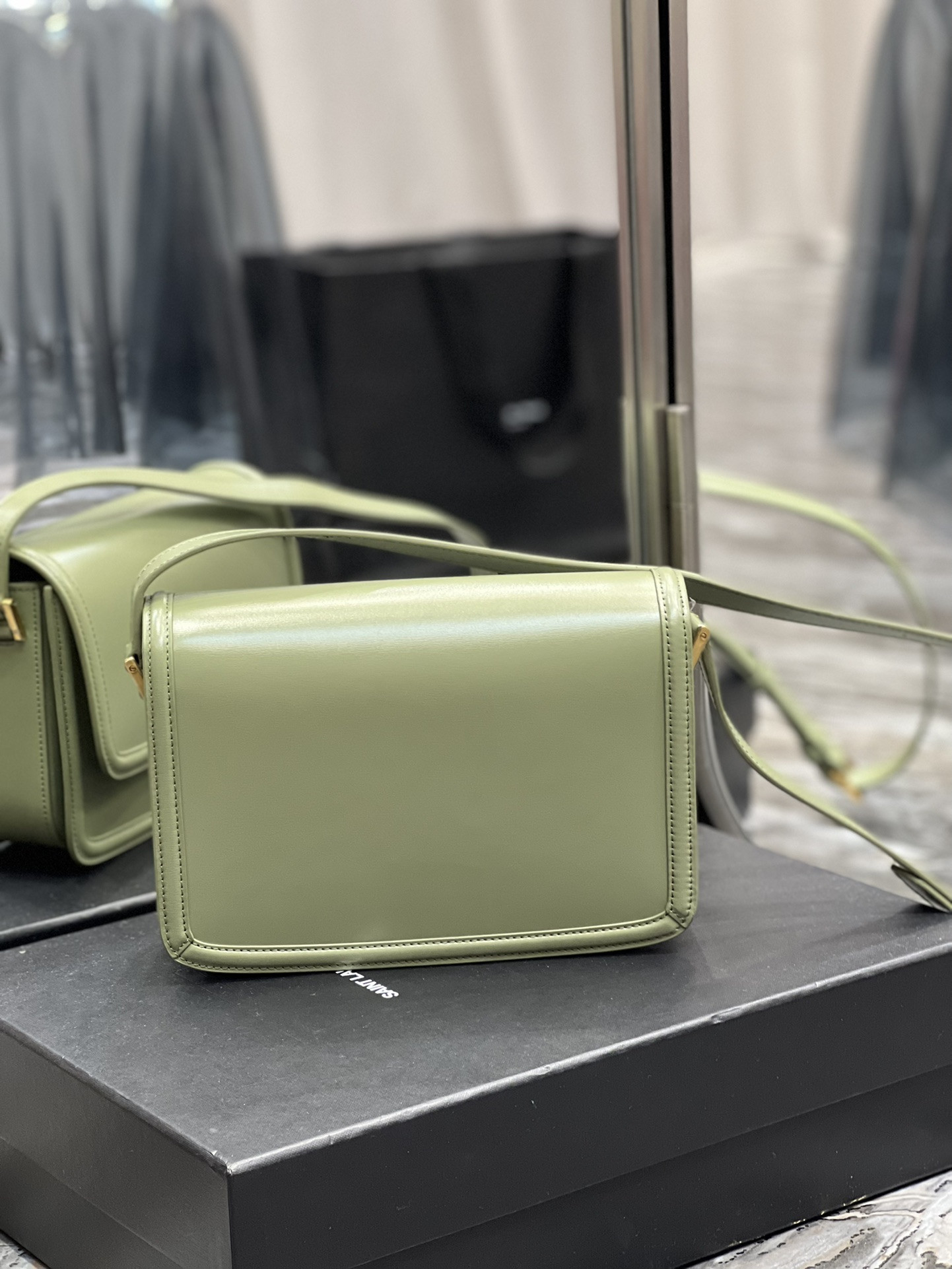 YSL SOLFERINO MEDIUM SATCHEL IN BOX SAINT LAURENT LIGHT GREEN 9.1 X 6.3 X 2.4 INCHES