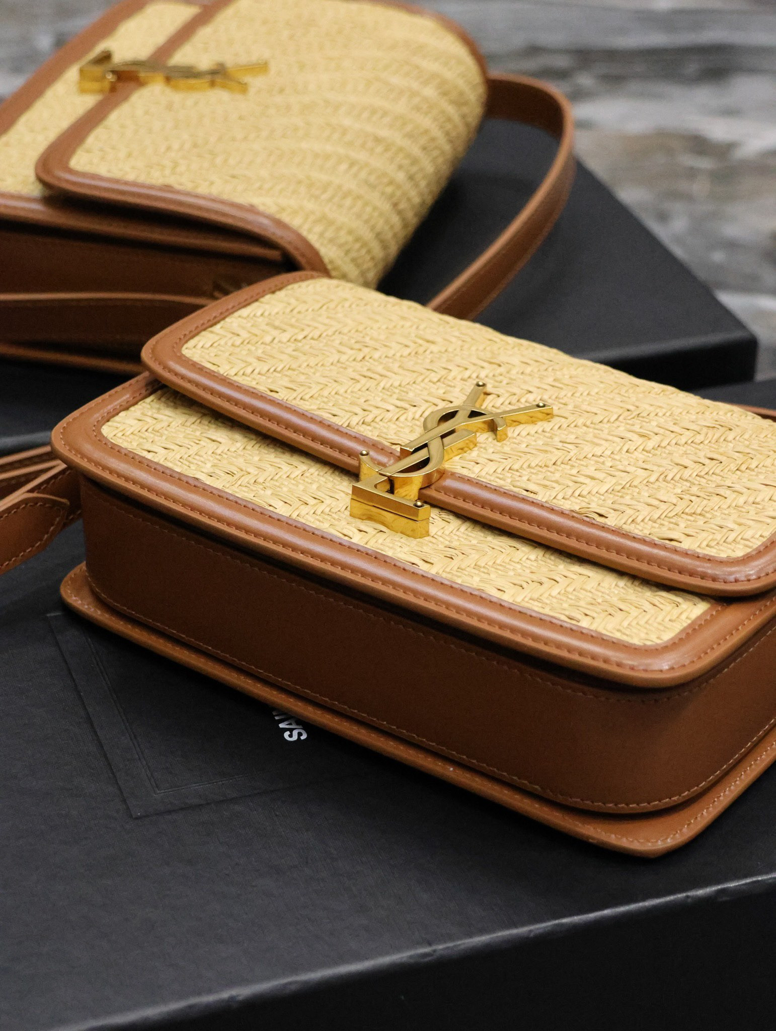 YSL SOLFERINO MEDIUM SATCHEL IN RAFFIA AND VEGETABLE-TANNED LEATHER NATURAL SAND AND BRICK 9.8 X 6.7 X 2 INCHES