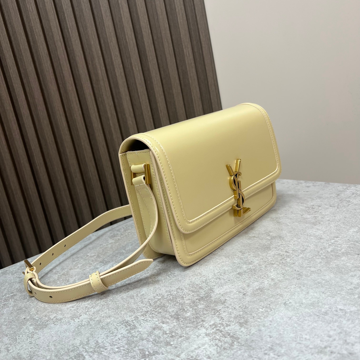 YSL SOLFERINO MEDIUM SATCHEL IN BOX SAINT LAURENT YELLOW 9.1 X 6.3 X 2.4 INCHES